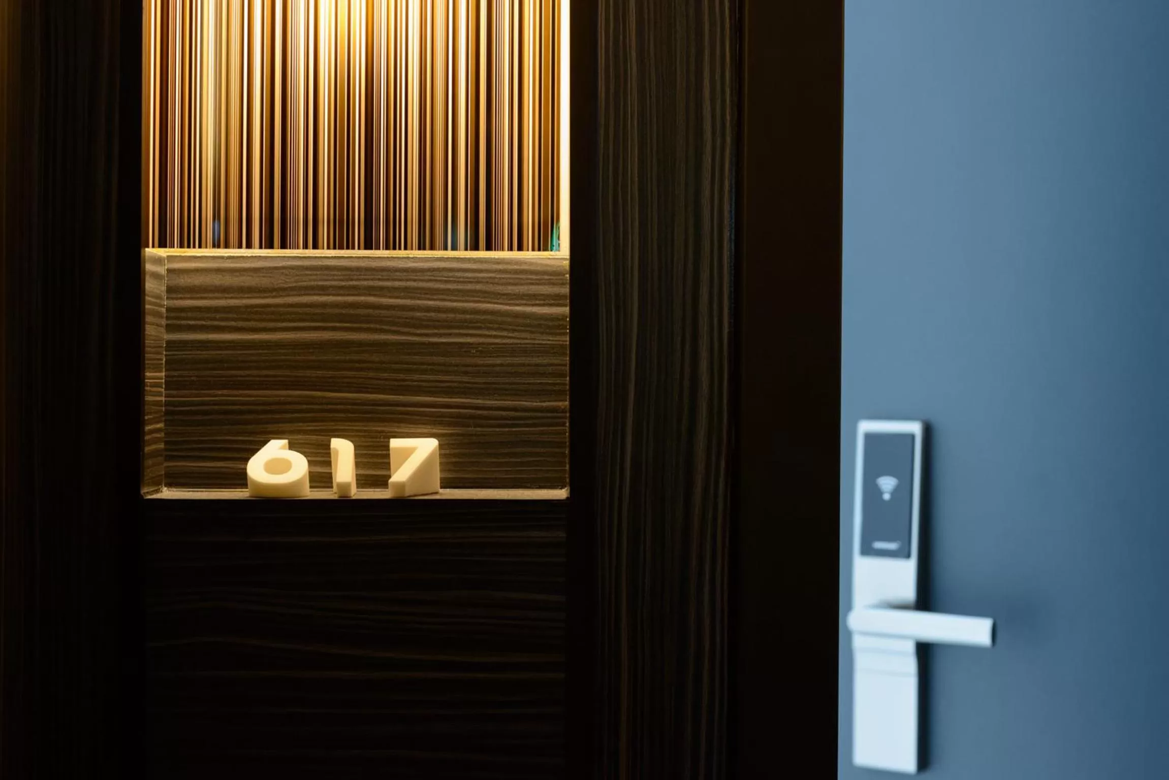 Female Standard Triple Room with Shared Bathroom and Toilet in Poshpacker Hotel