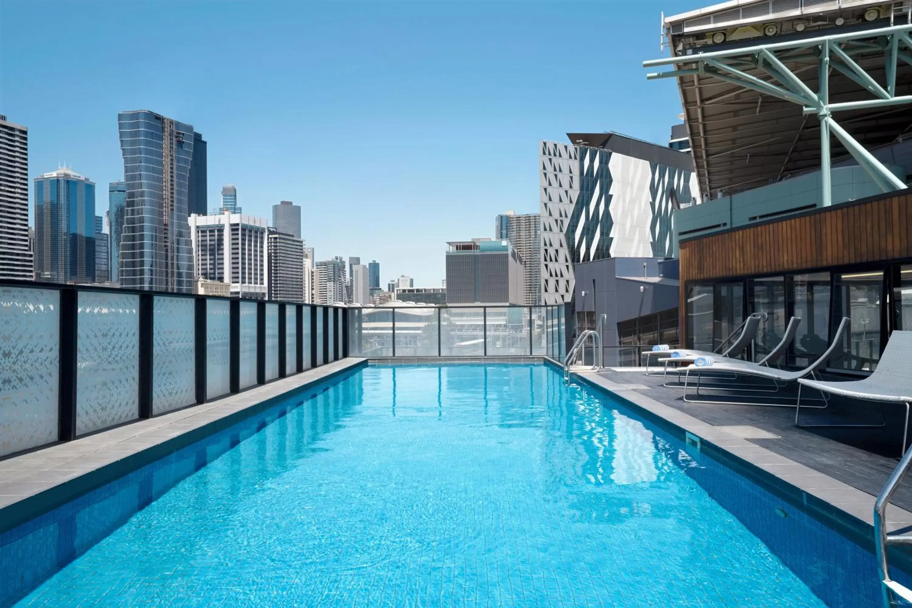 Swimming Pool in Peppers Docklands