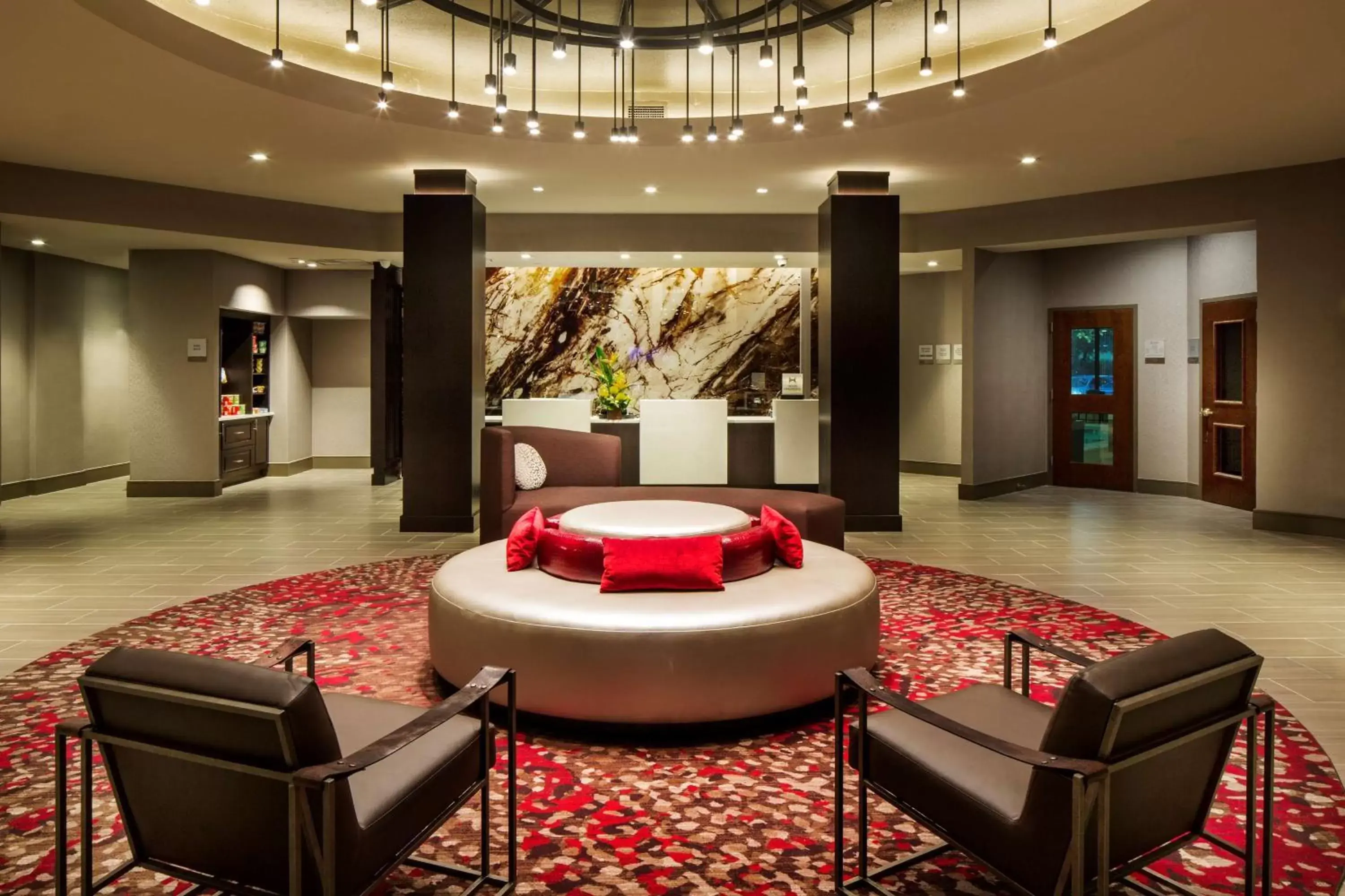 Lobby or reception, Lobby/Reception in DoubleTree by Hilton Hotel Largo Washington DC
