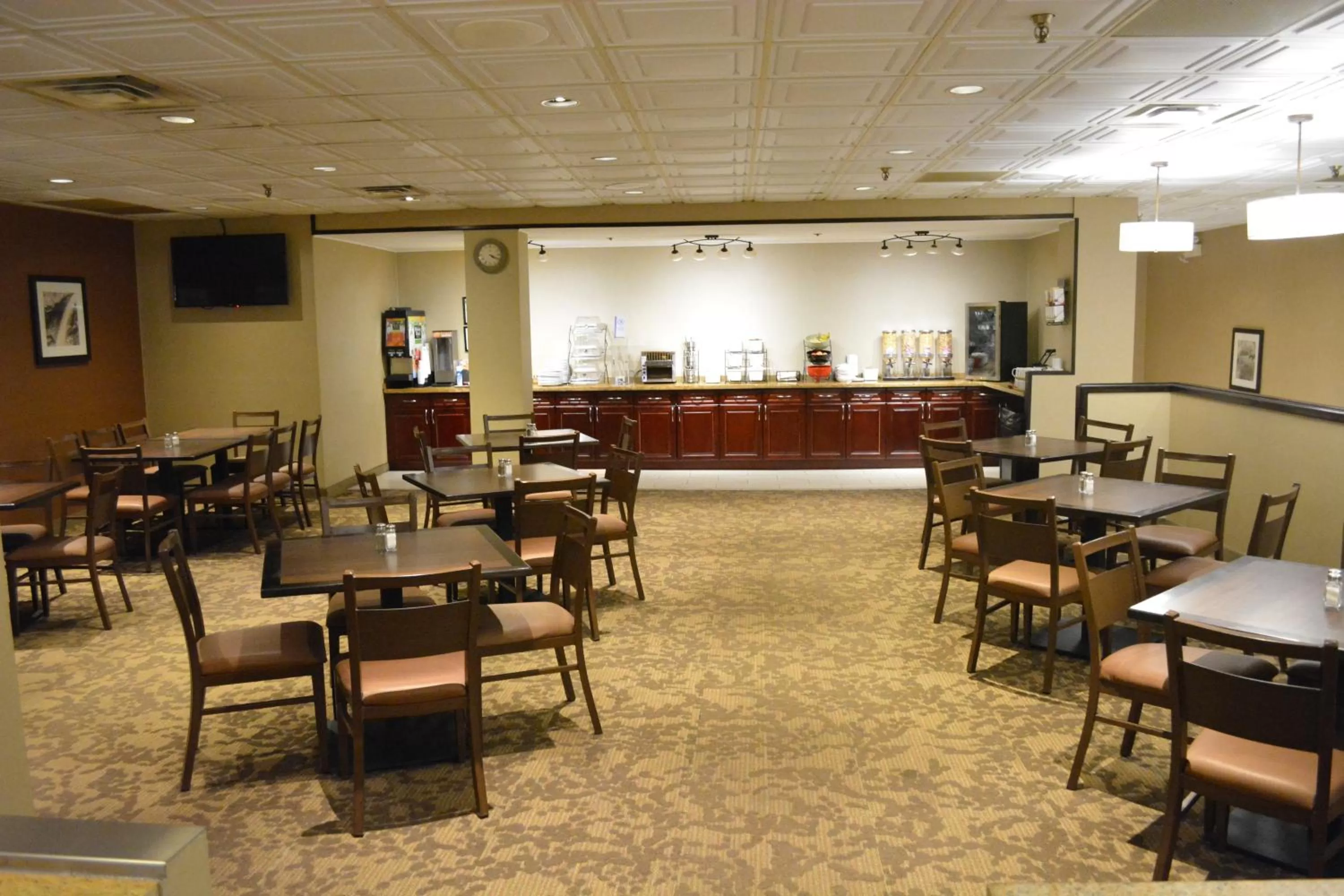 Restaurant/places to eat in Best Western Terrace Inn