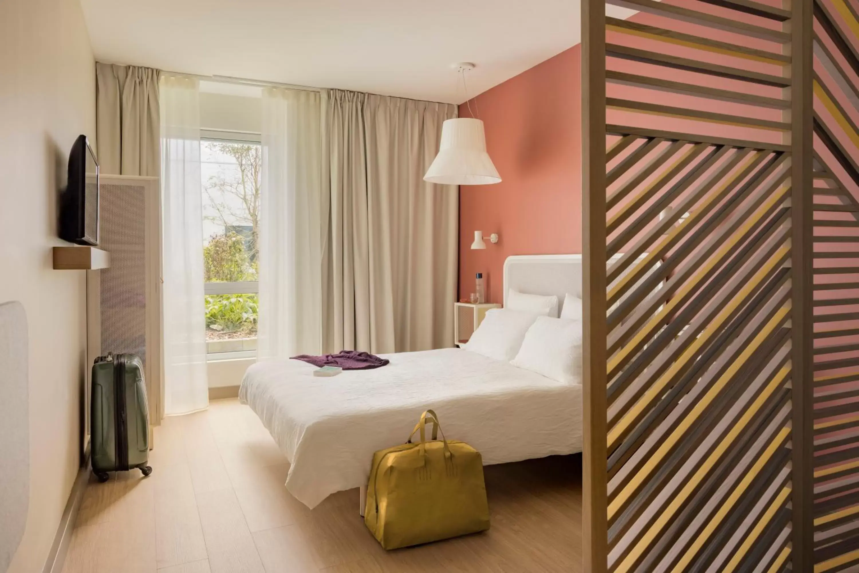 Bedroom, Bed in OKKO Hotels Lille Centre