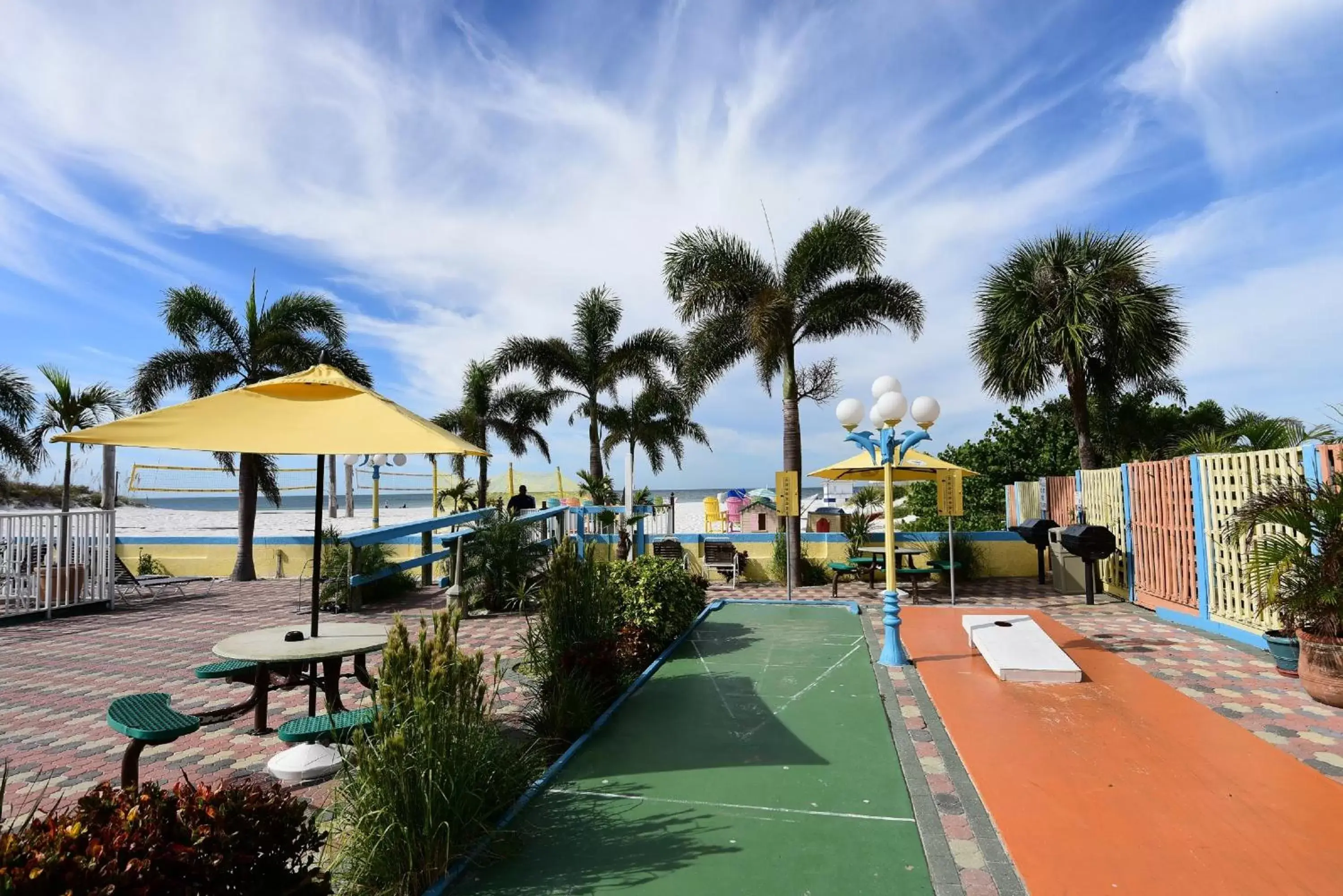 Day, Swimming Pool in Plaza Beach Hotel - Beachfront Resort