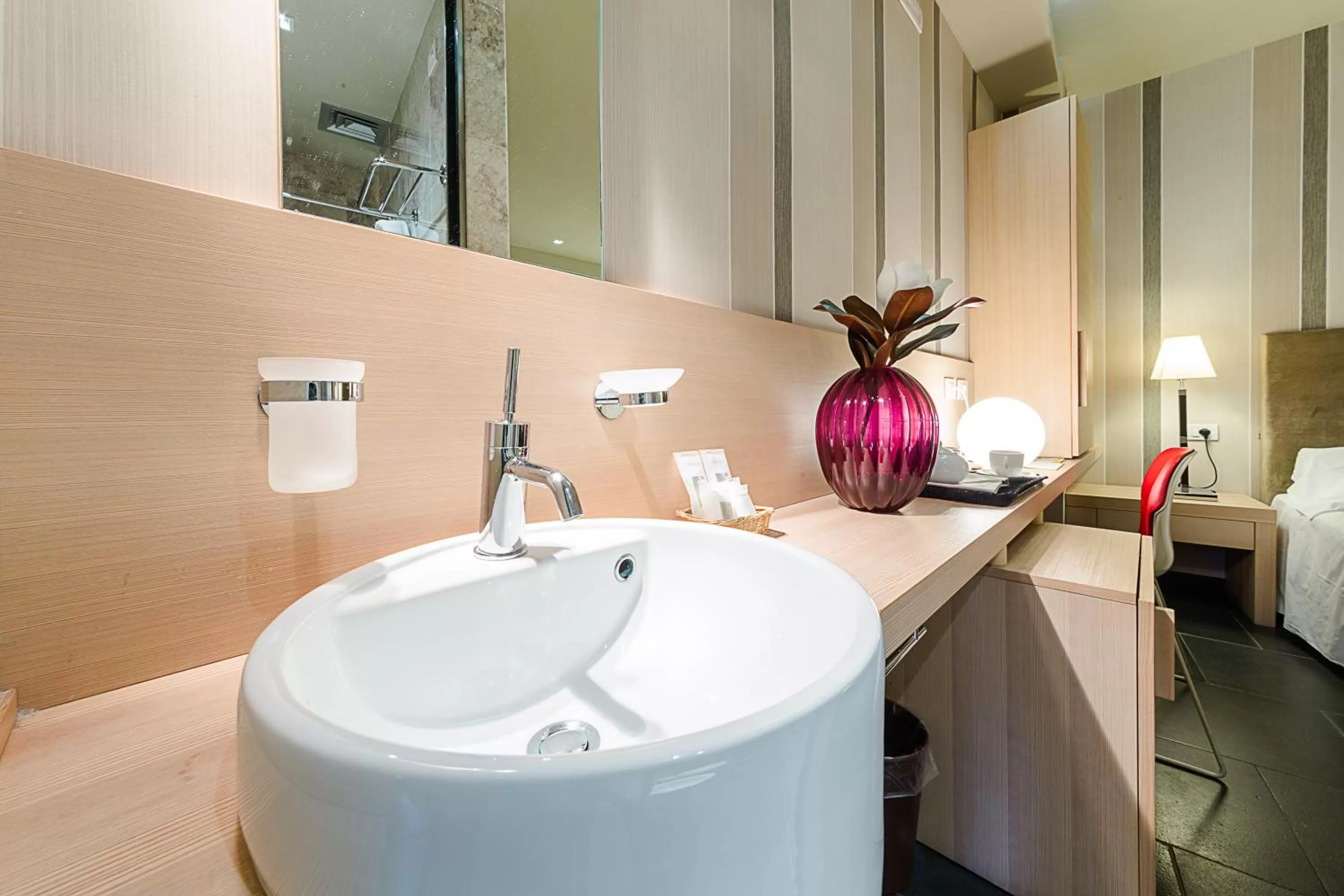 Bathroom in El Homs Palace Hotel