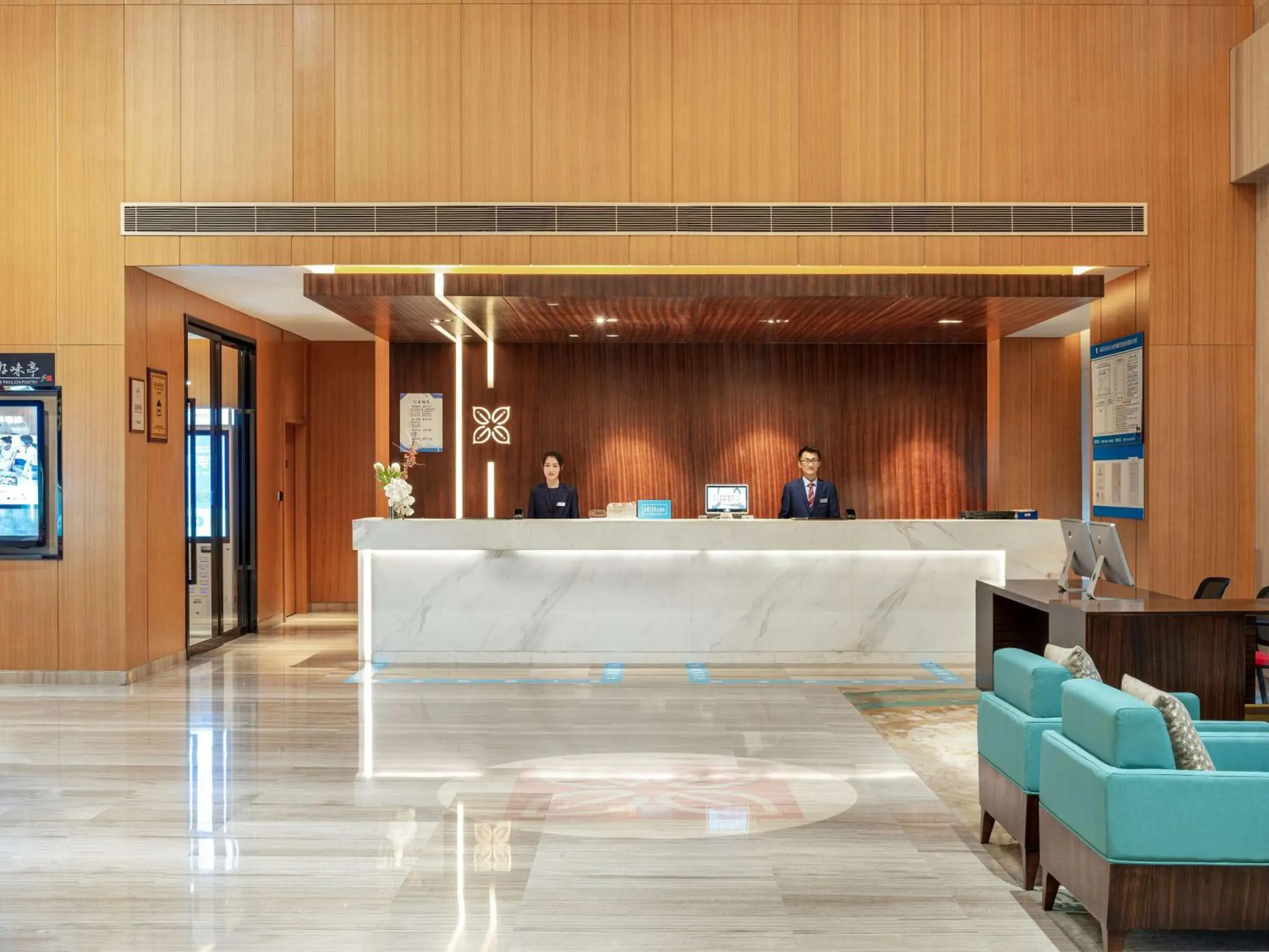 Lobby or reception in Hilton Garden Inn Chengdu Huayang