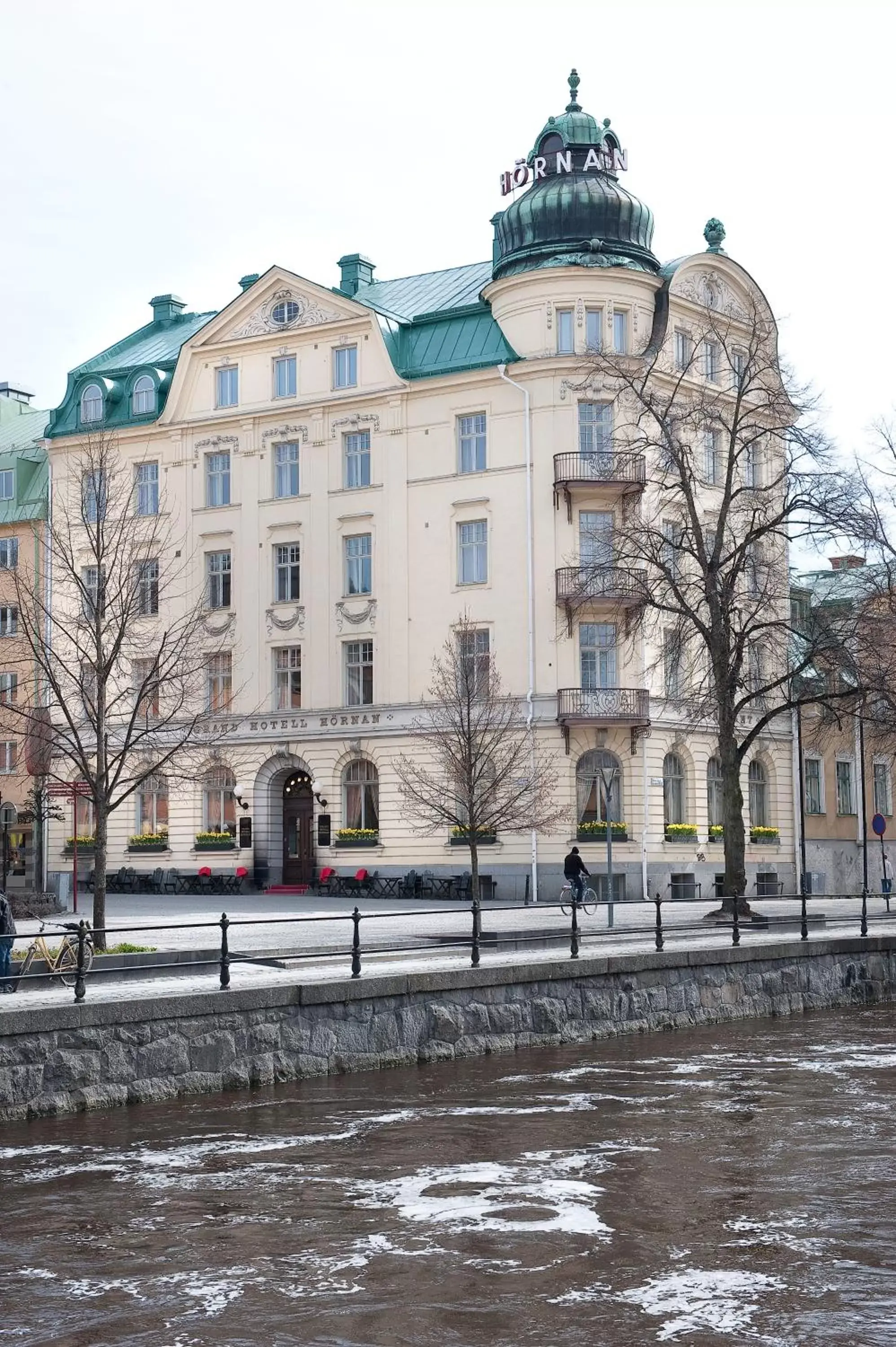 Facade/entrance, Property Building in Grand Hotell Hörnan