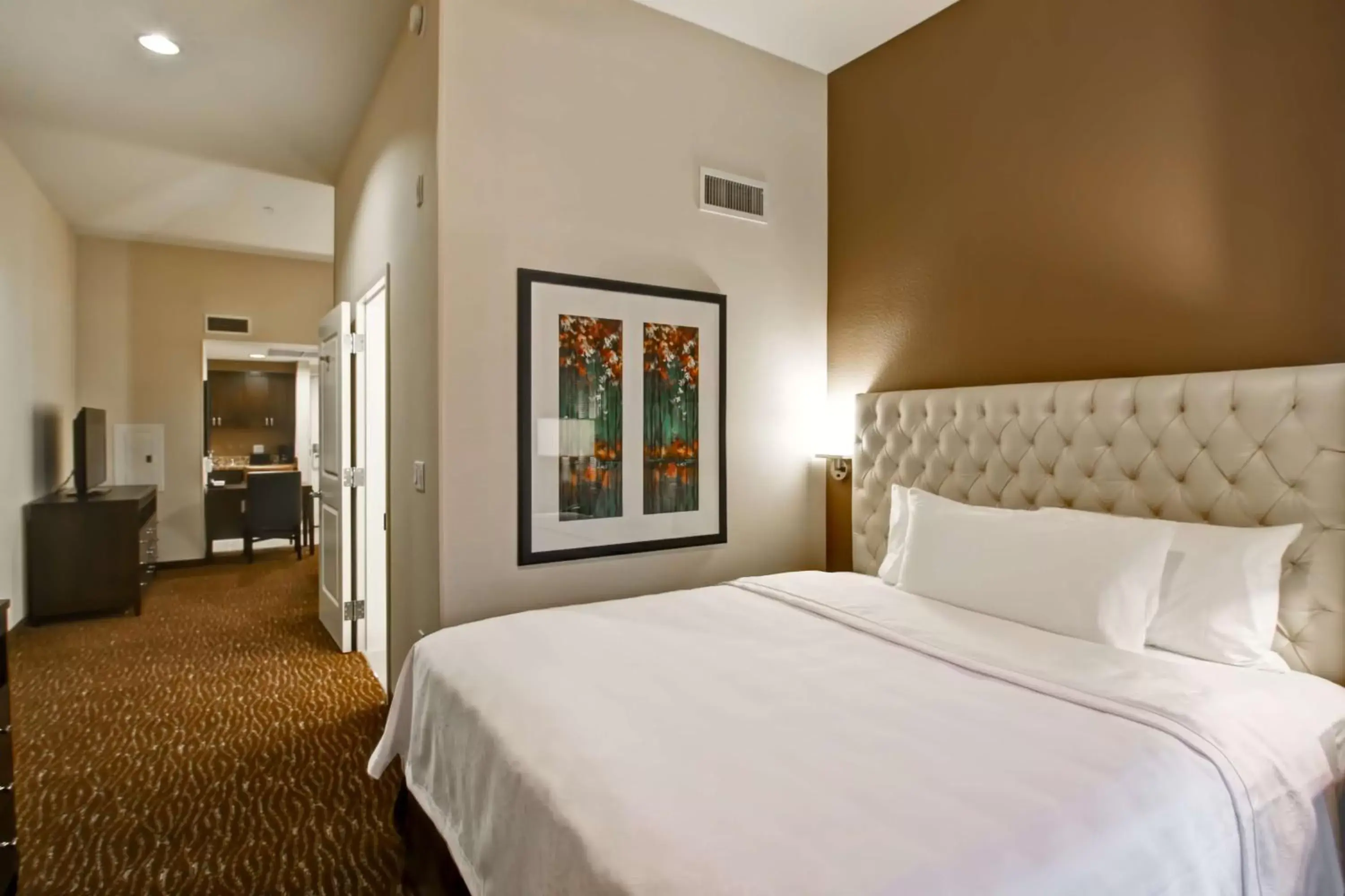 Bedroom, Bed in Homewood Suites by Hilton Palo Alto
