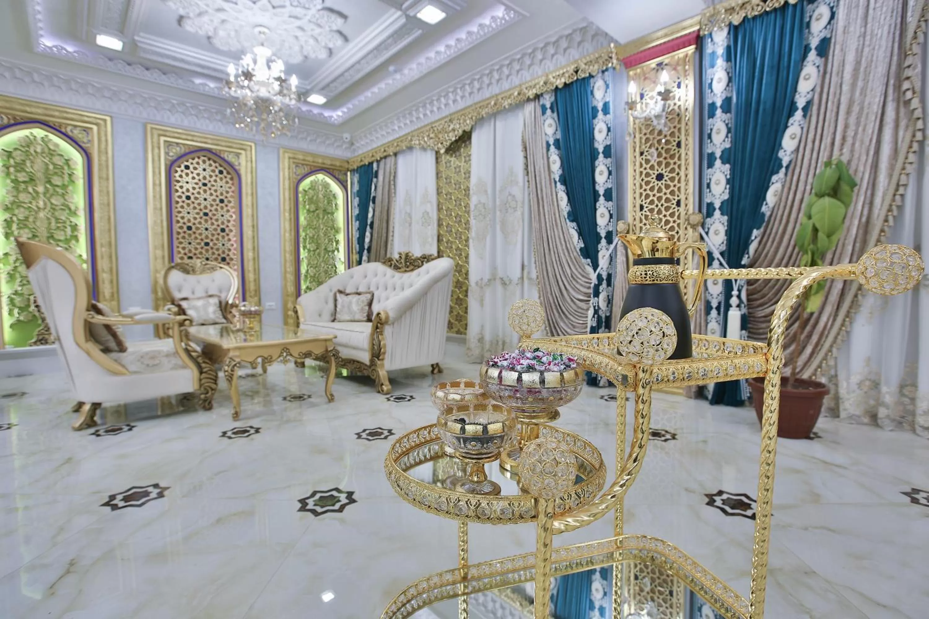 Lounge or bar in Asian Plaza