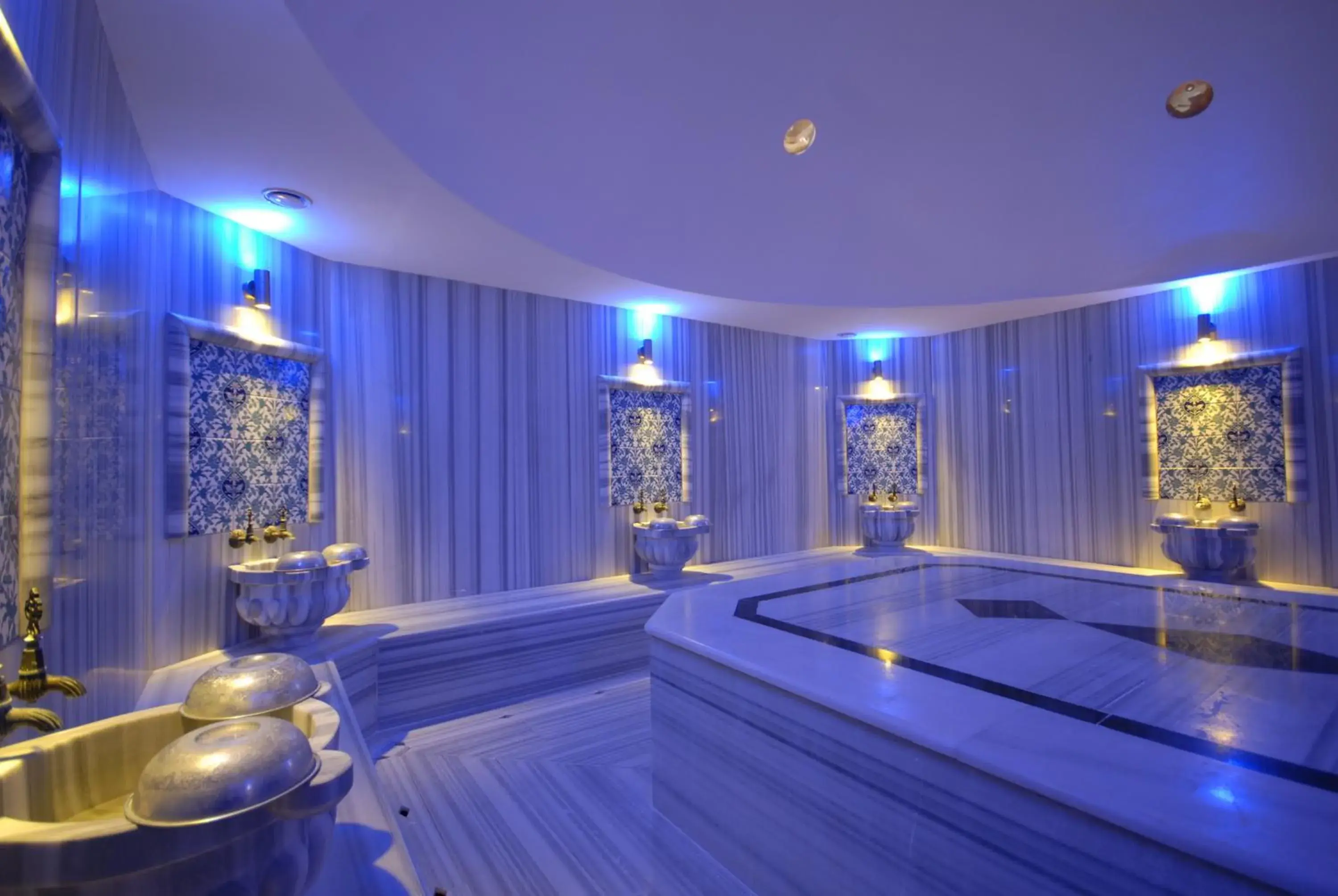 Public Bath in Suhan Cappadocia Hotel & Spa