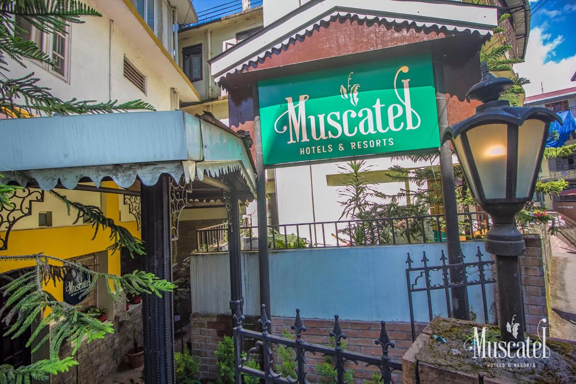 Facade/entrance in Muscatel Delamare - 200 Mts from MG Marg