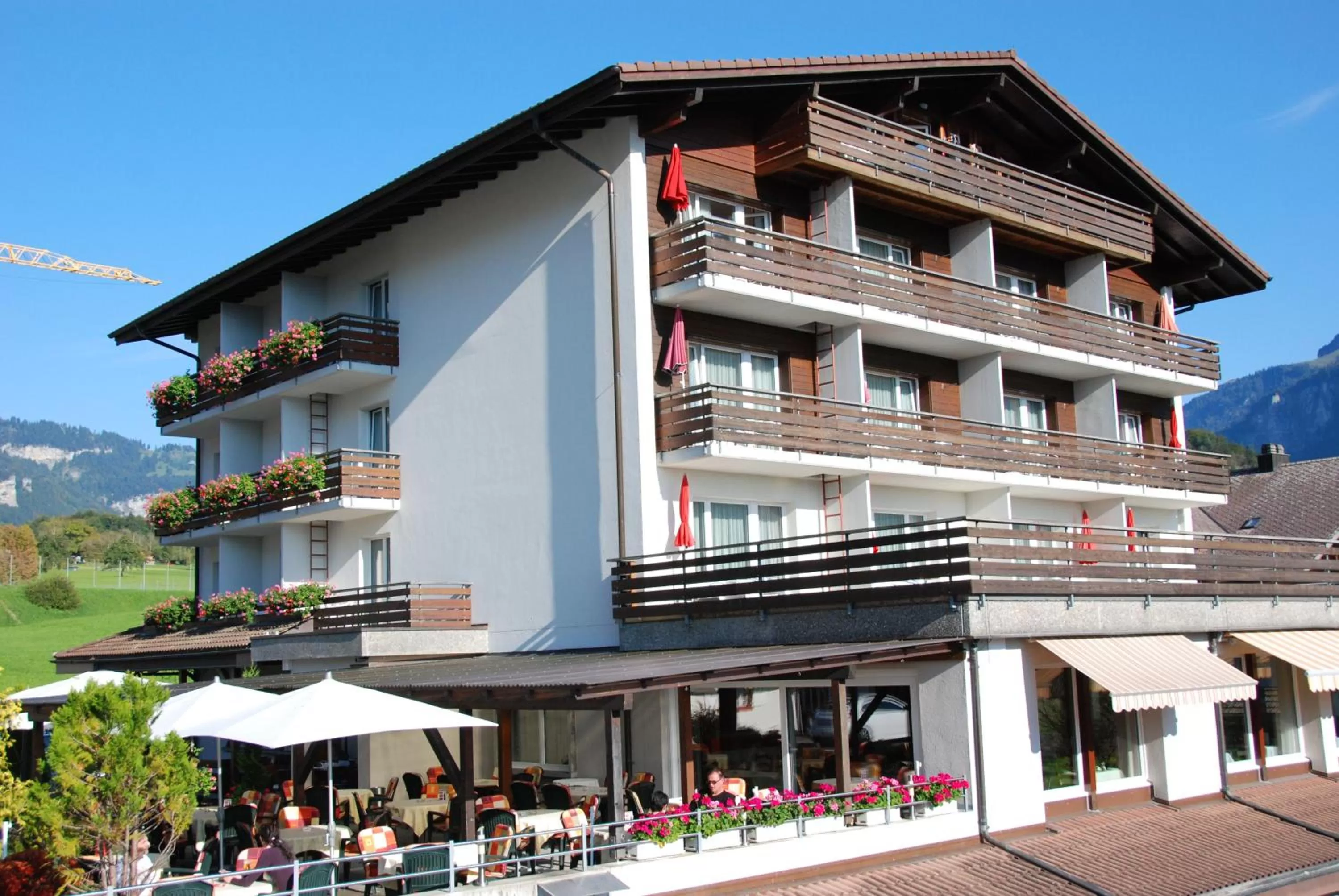 Facade/entrance in Hotel Brienz