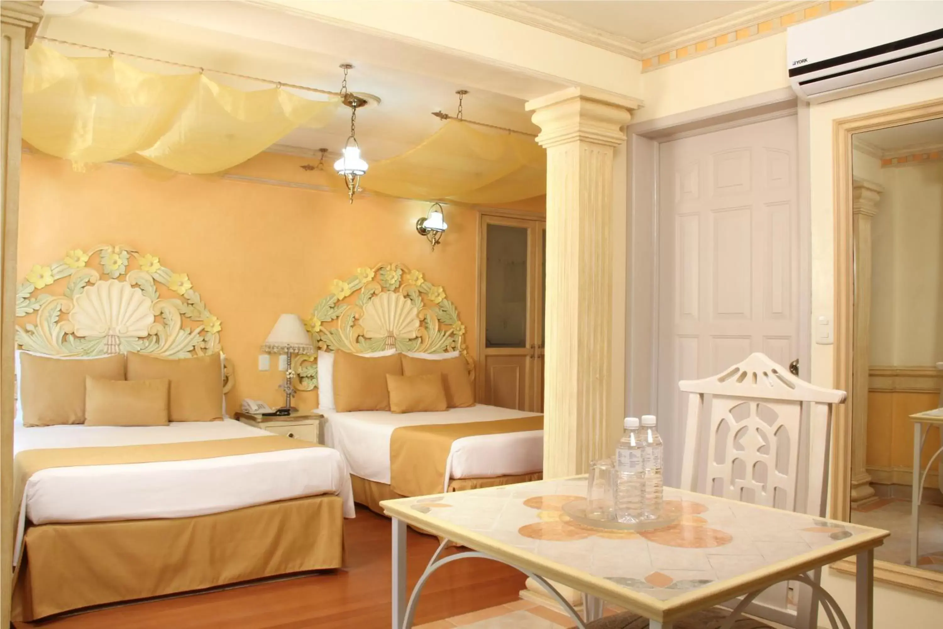 Standard Double Room in Villa las Margaritas Plaza Cristal