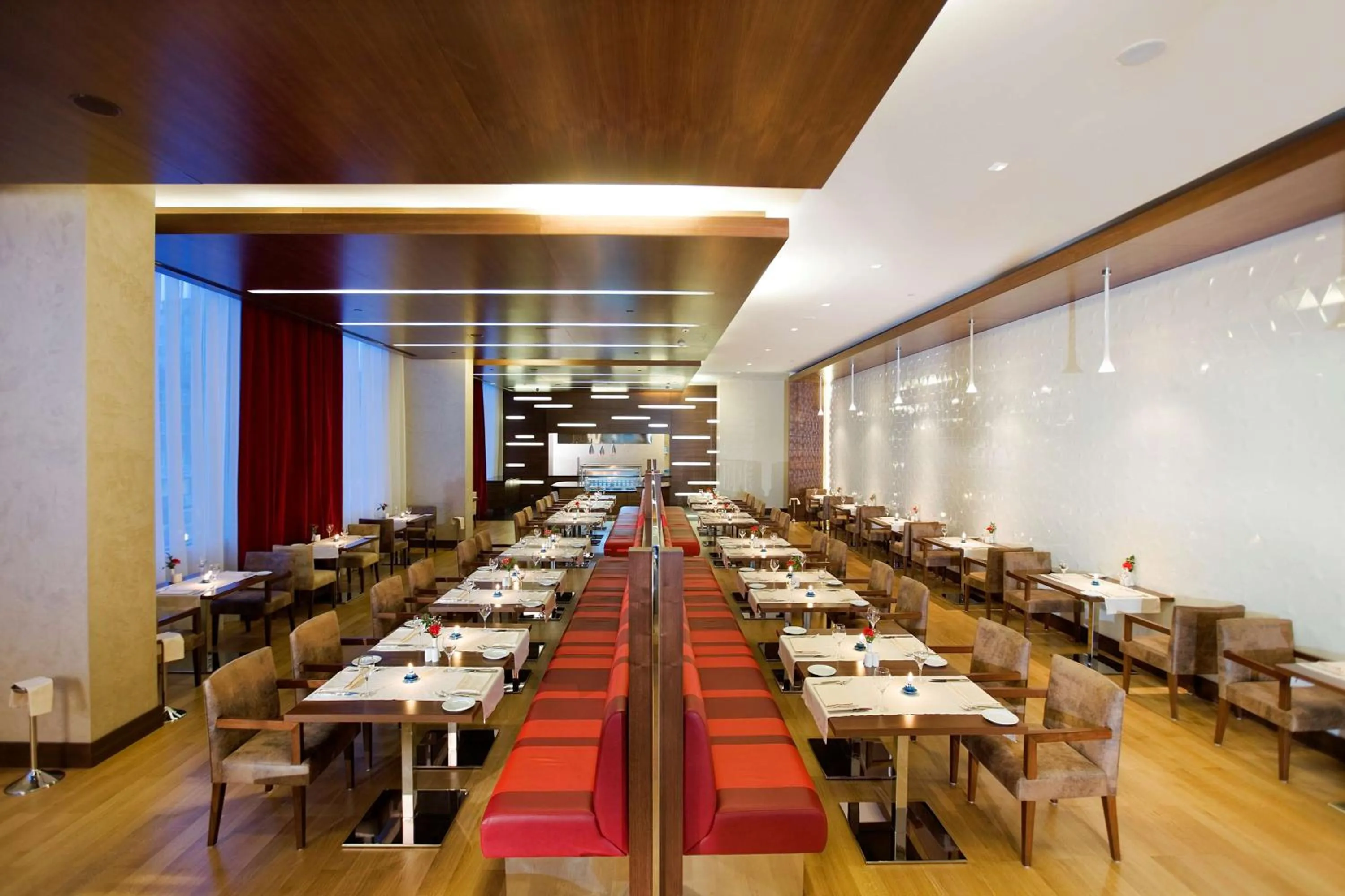 Restaurant/places to eat in Hilton Garden Inn Kutahya