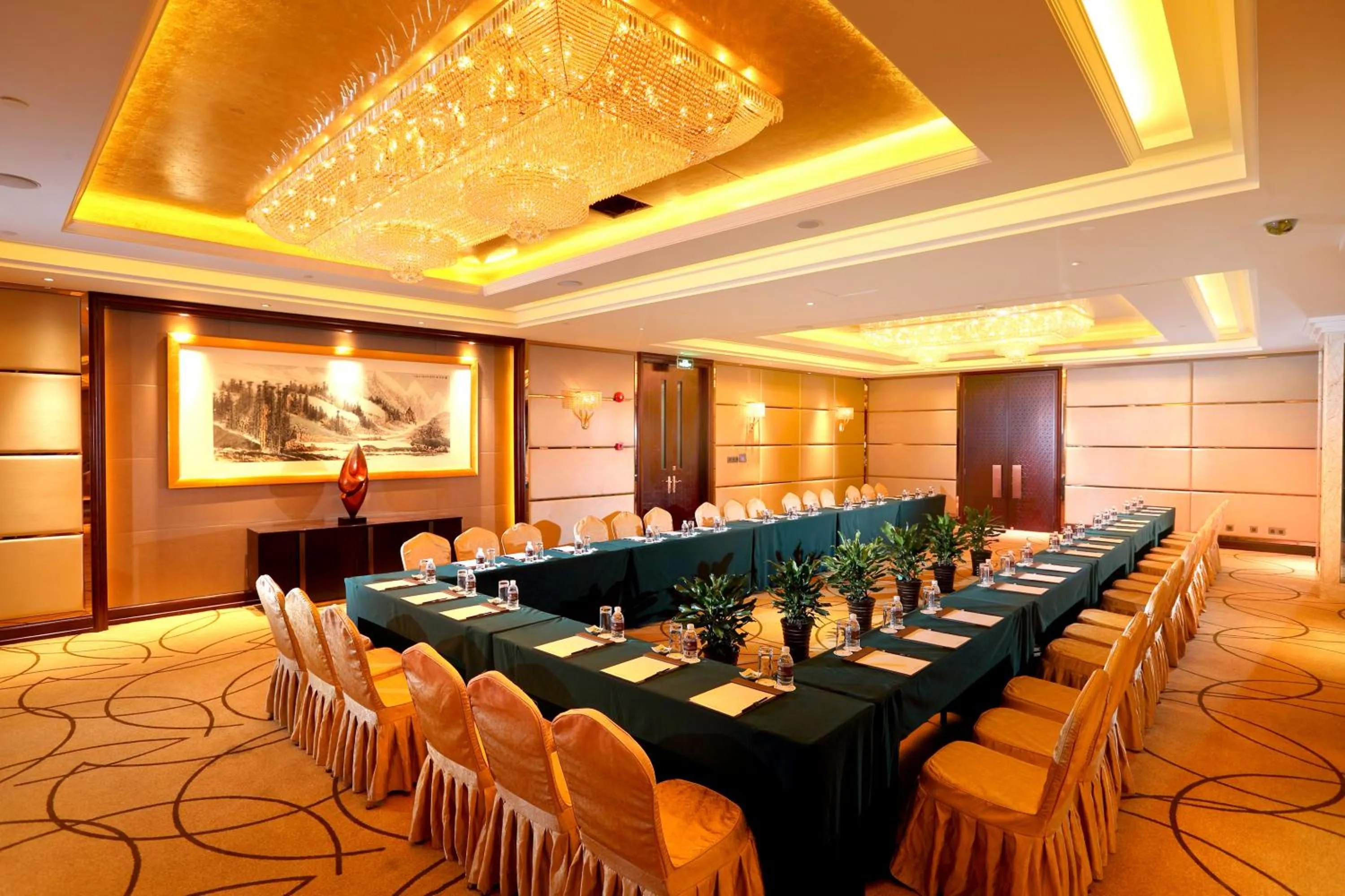 Meeting/conference room in Royal International Hotel Shanghai - Pudong International Airport