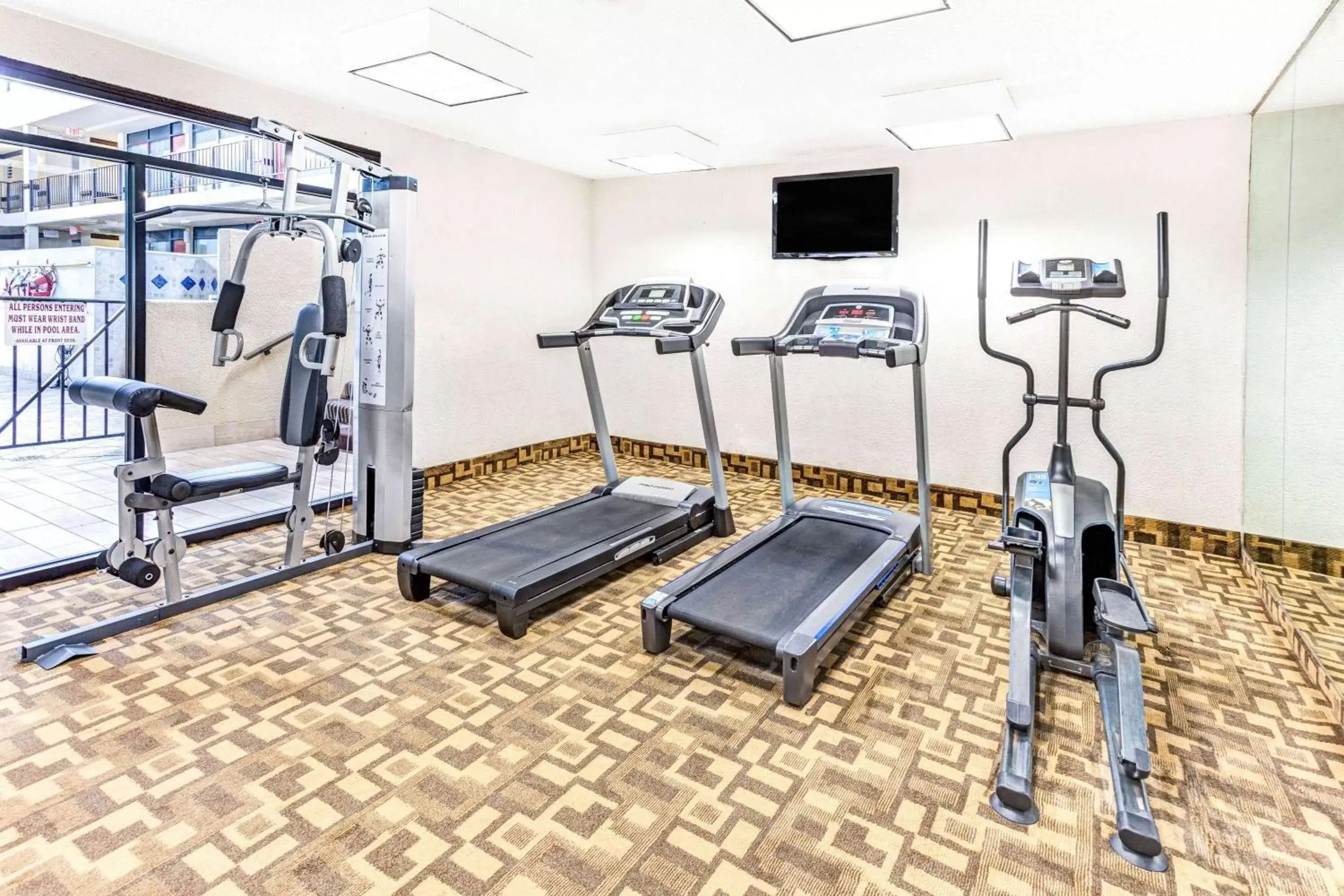 Fitness centre/facilities, Fitness Center/Facilities in Wyndham Garden Detroit Metro Airport
