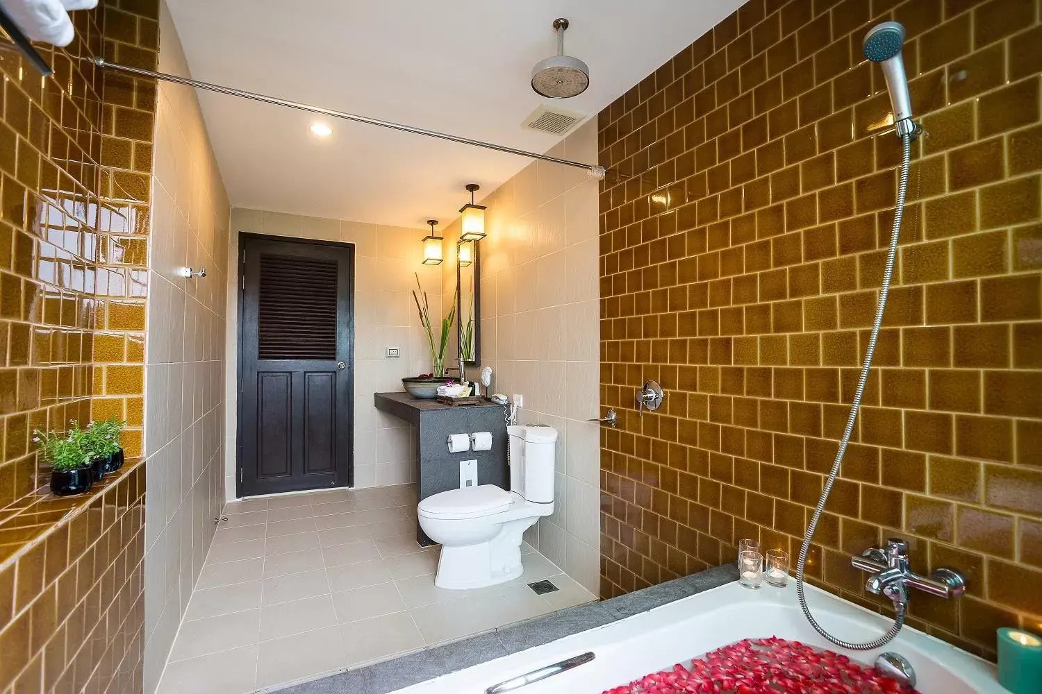 Shower, Bathroom in Khaolak Emerald Surf Beach Resort and Spa - SHA Extra Plus