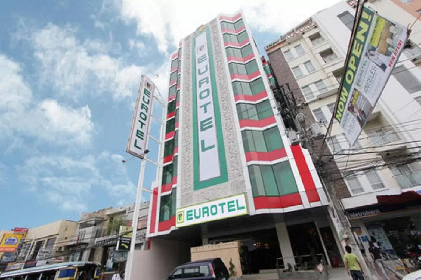 Property building in Eurotel Angeles