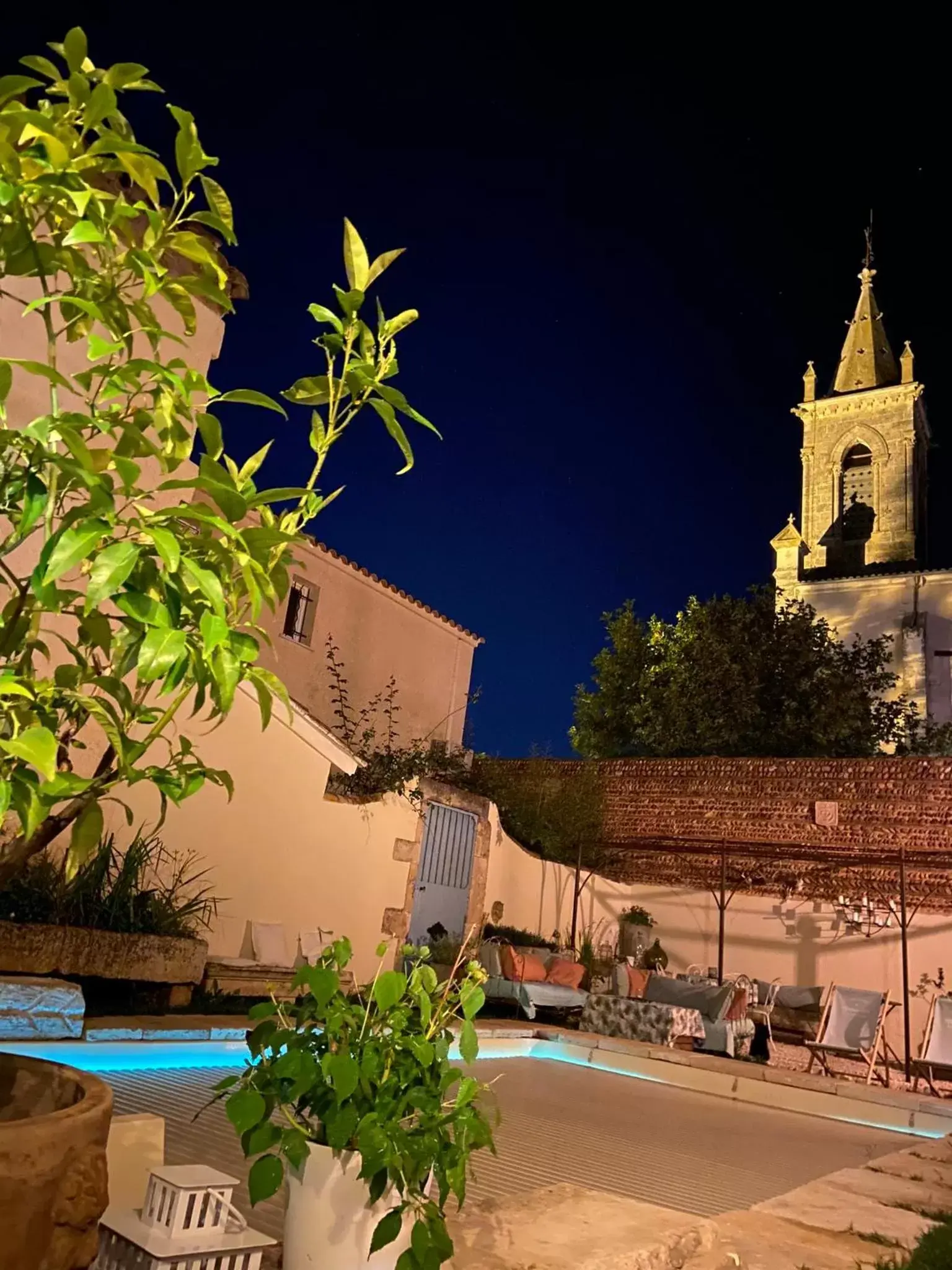 Night, Swimming Pool in Maison 1823 - Suites de charme à Garons