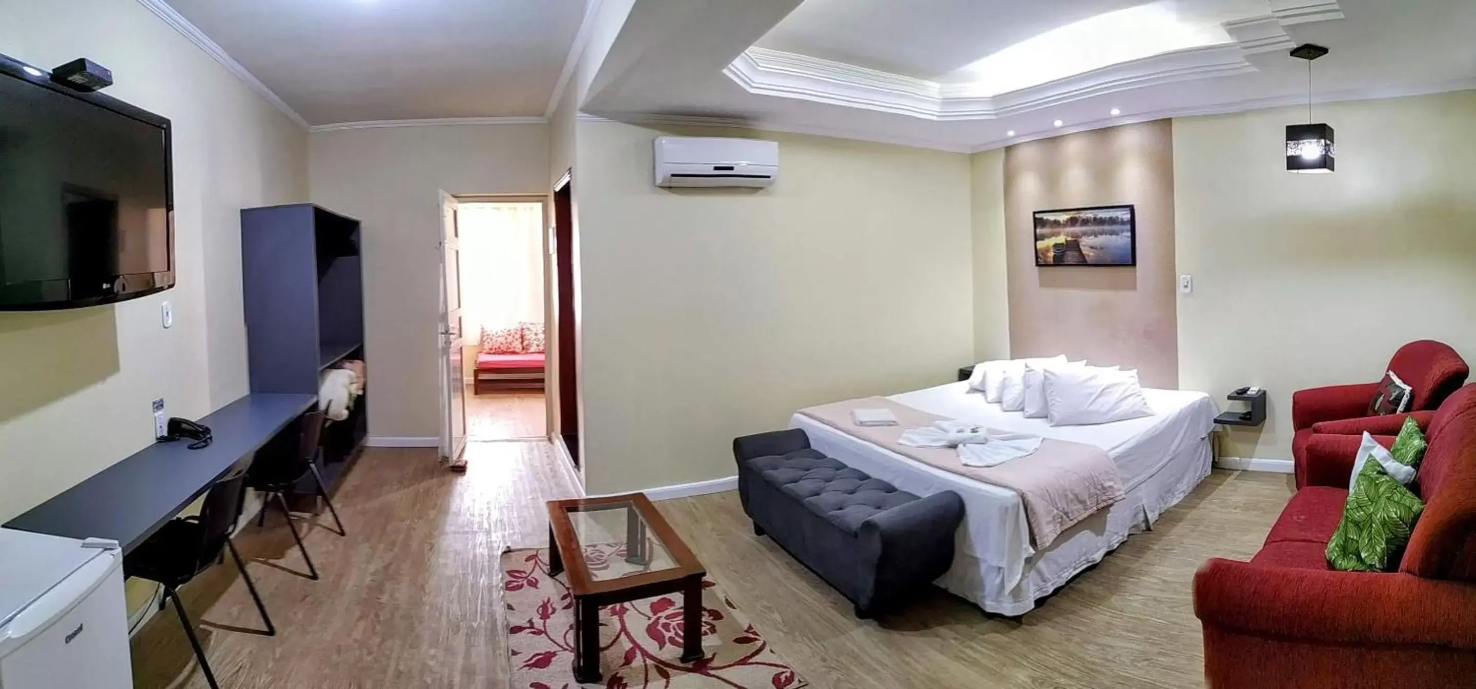 Family Suite - single occupancy in Hotel Garfo de Ouro Family Suite - single occupancy in Hotel Garfo de Ouro