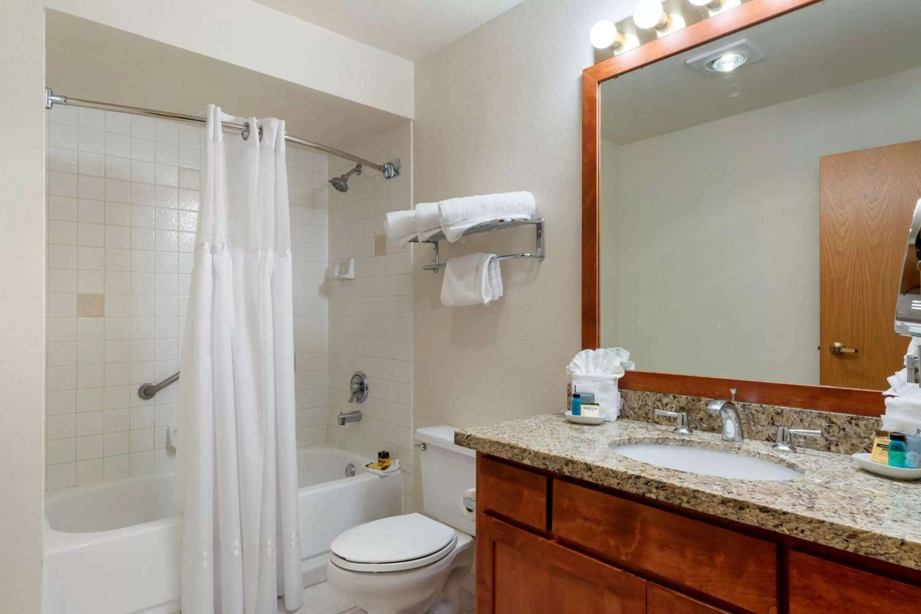 Bathroom in Best Western Plus Mill Creek Inn