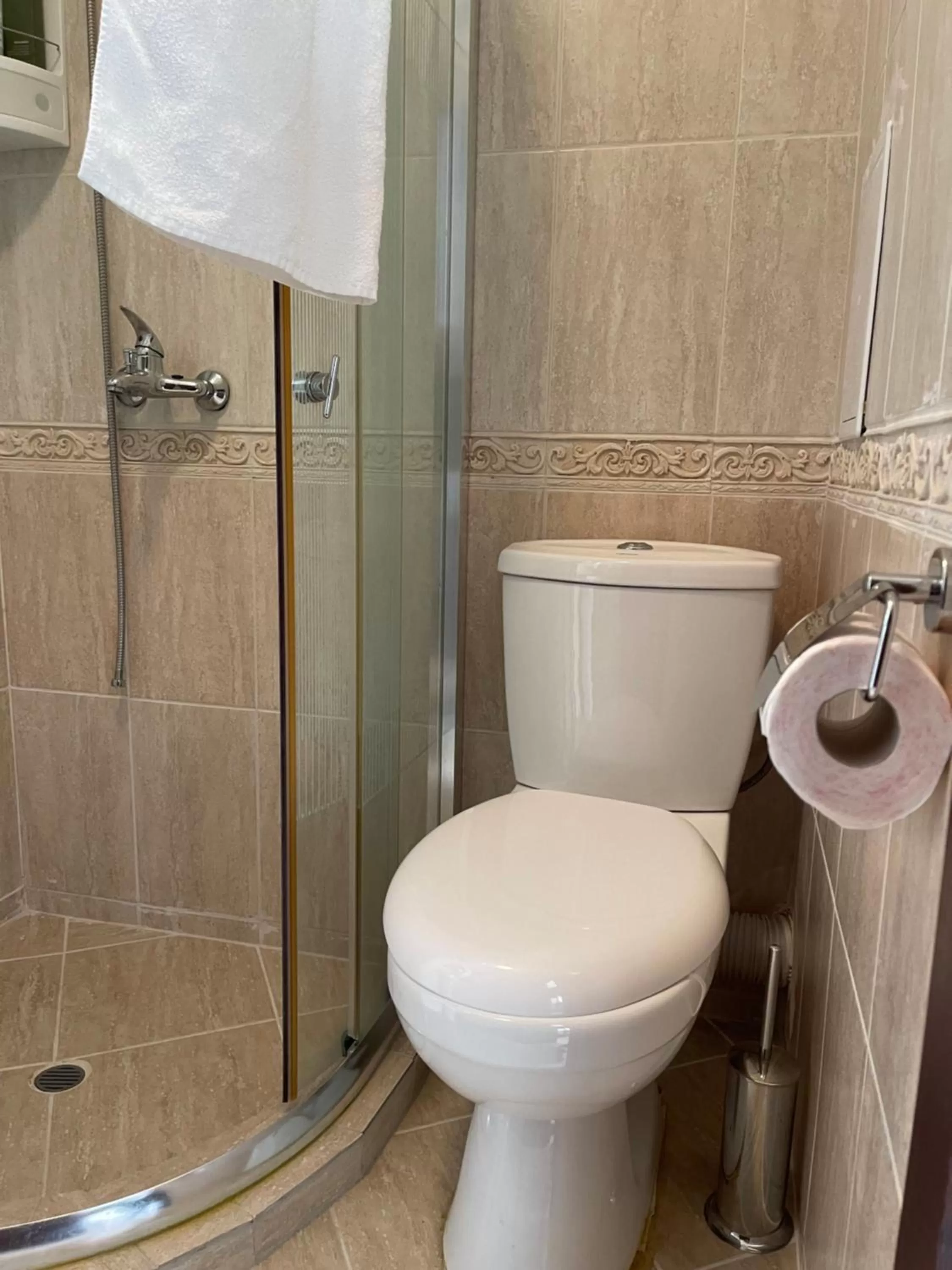 Shower in Ravda Family Resort. Park&Sea