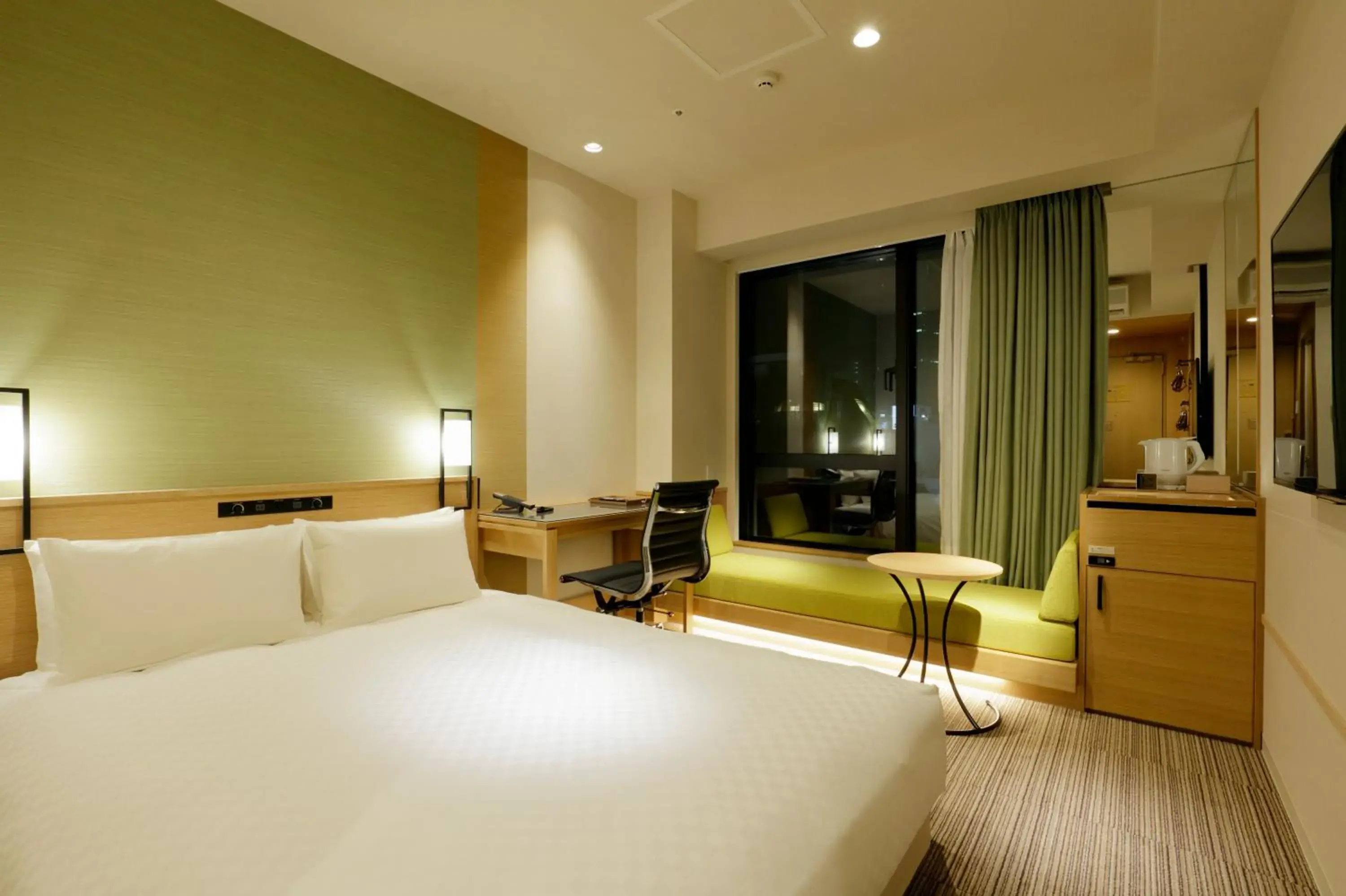Photo of the whole room in Candeo Hotels Tokyo Shimbashi