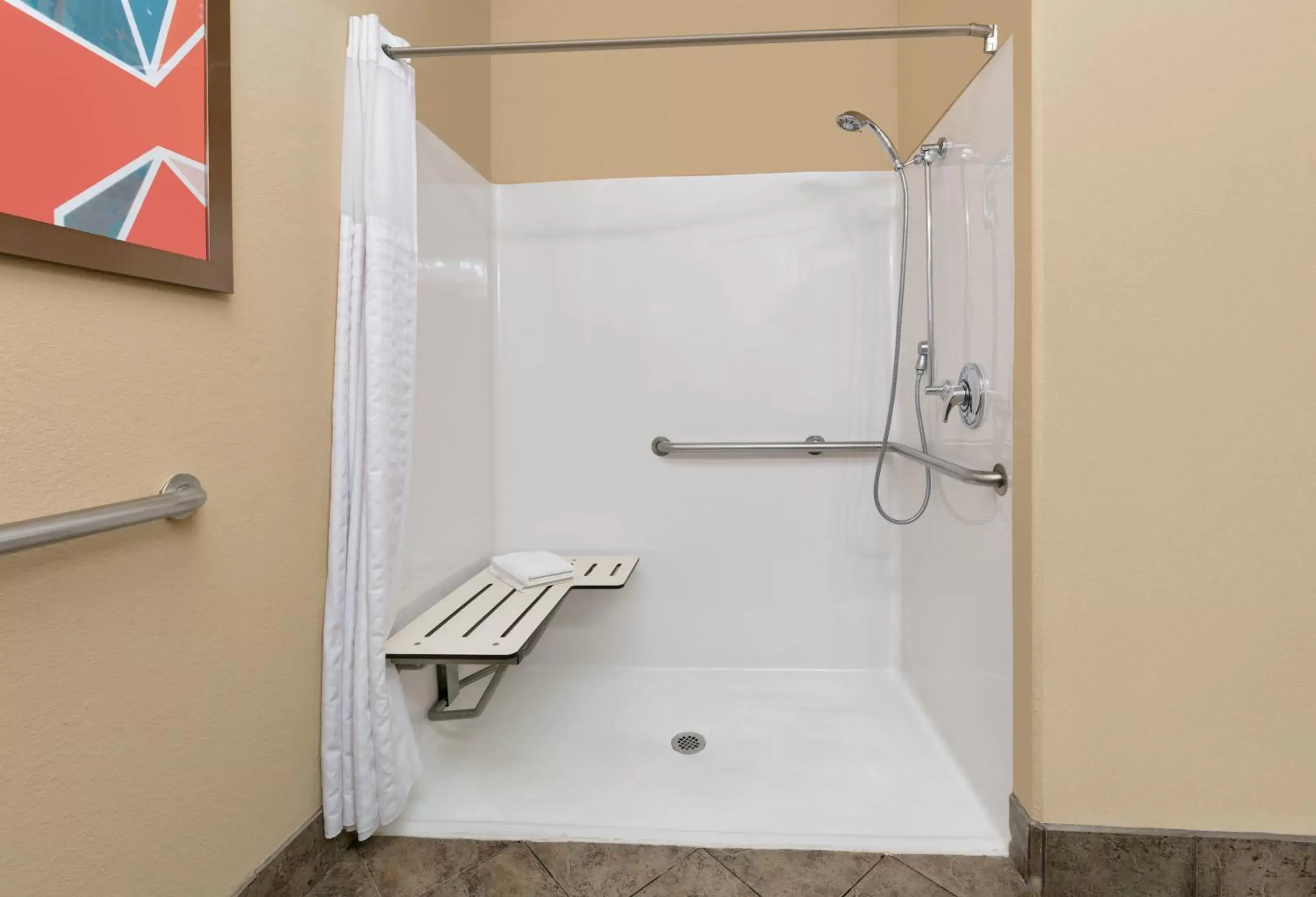 Bathroom in Comfort Suites Arlington - Entertainment District