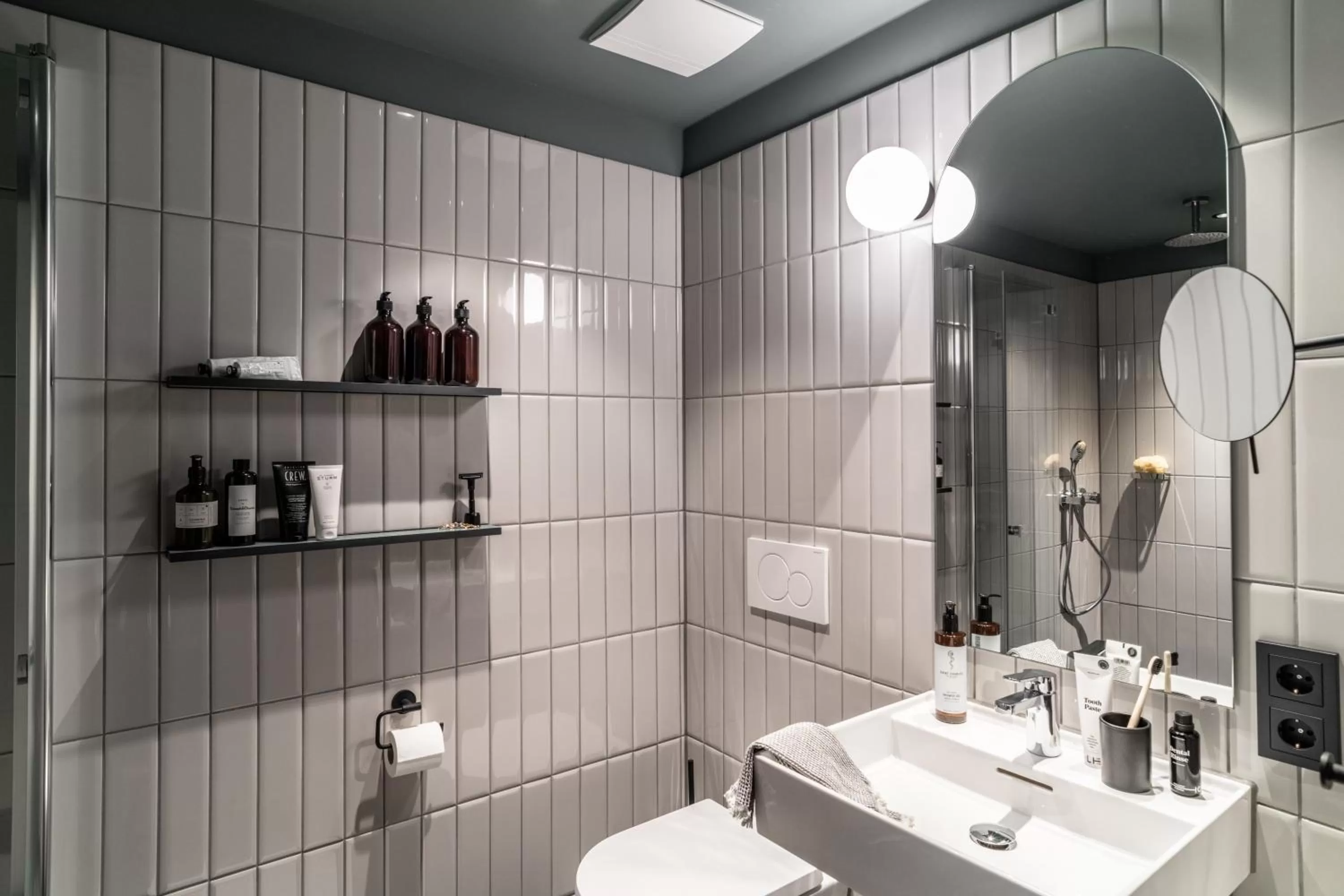 Shower in Revo Munich