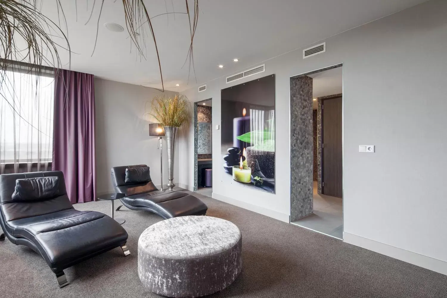 Seating Area in Van der Valk Hotel Dordrecht