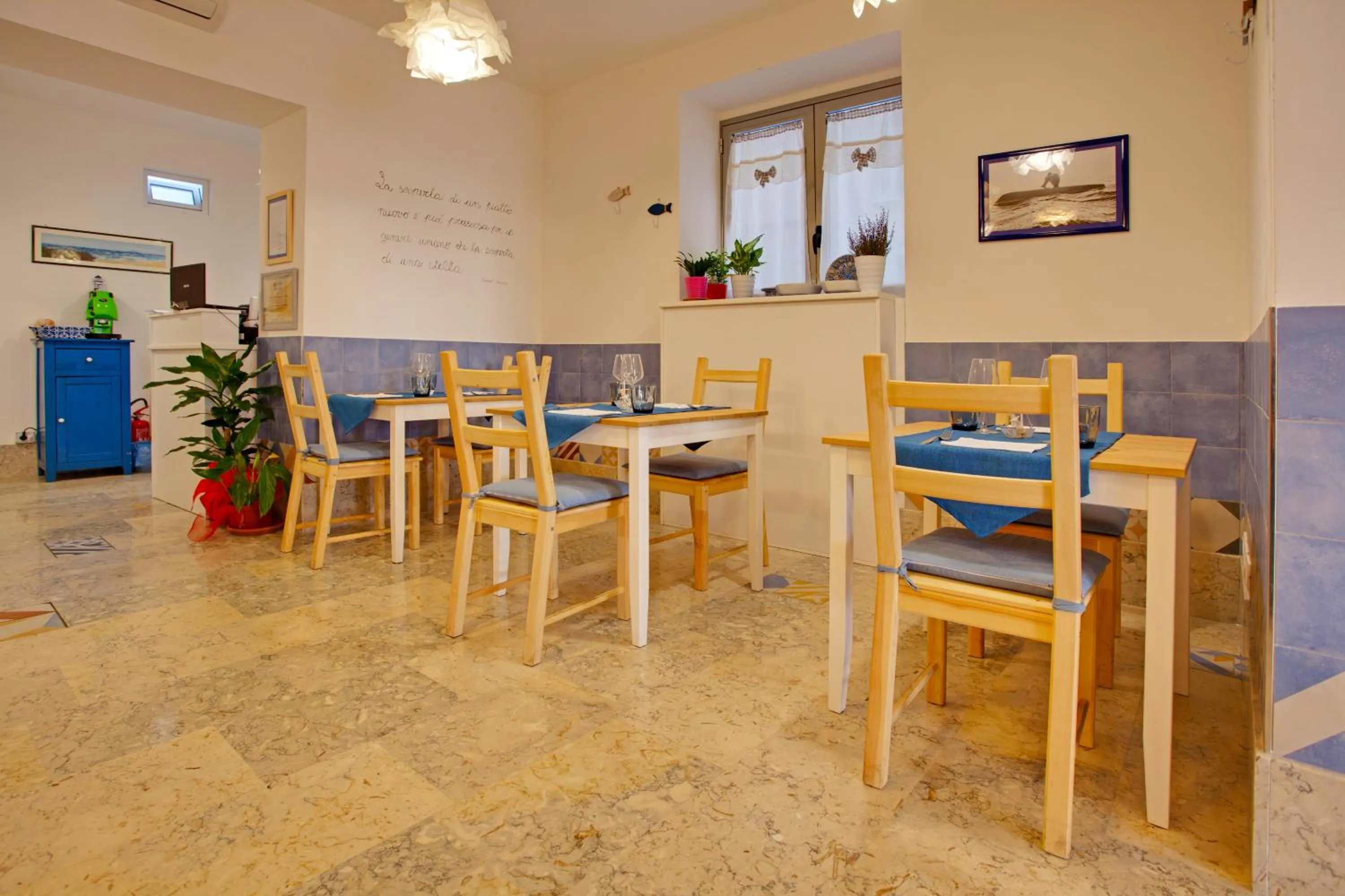 Restaurant/places to eat in ZIBIBBO SUITES & ROOMS - Aparthotel in Centro Storico a Trapani