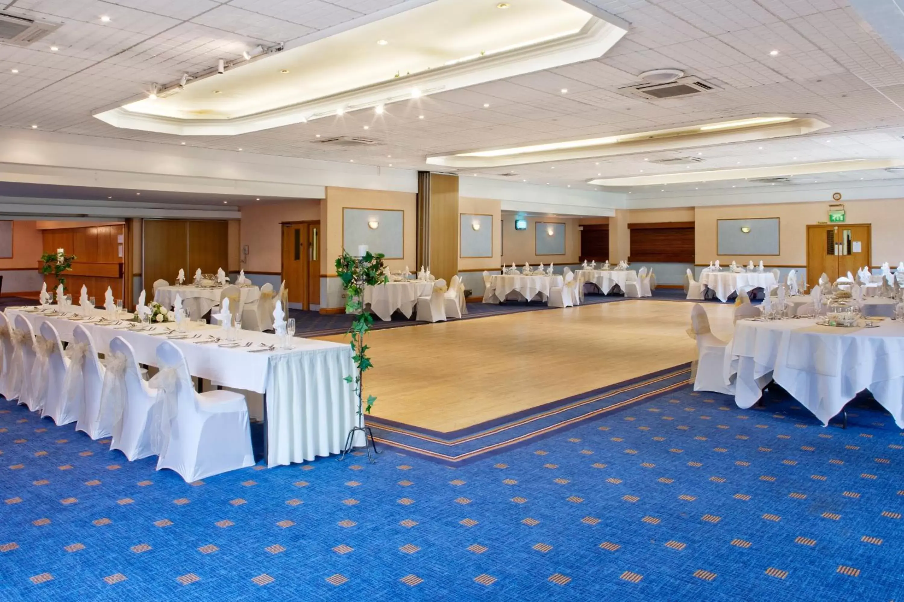 Banquet/Function facilities, Banquet Facilities in Holiday Inn Newport, an IHG Hotel