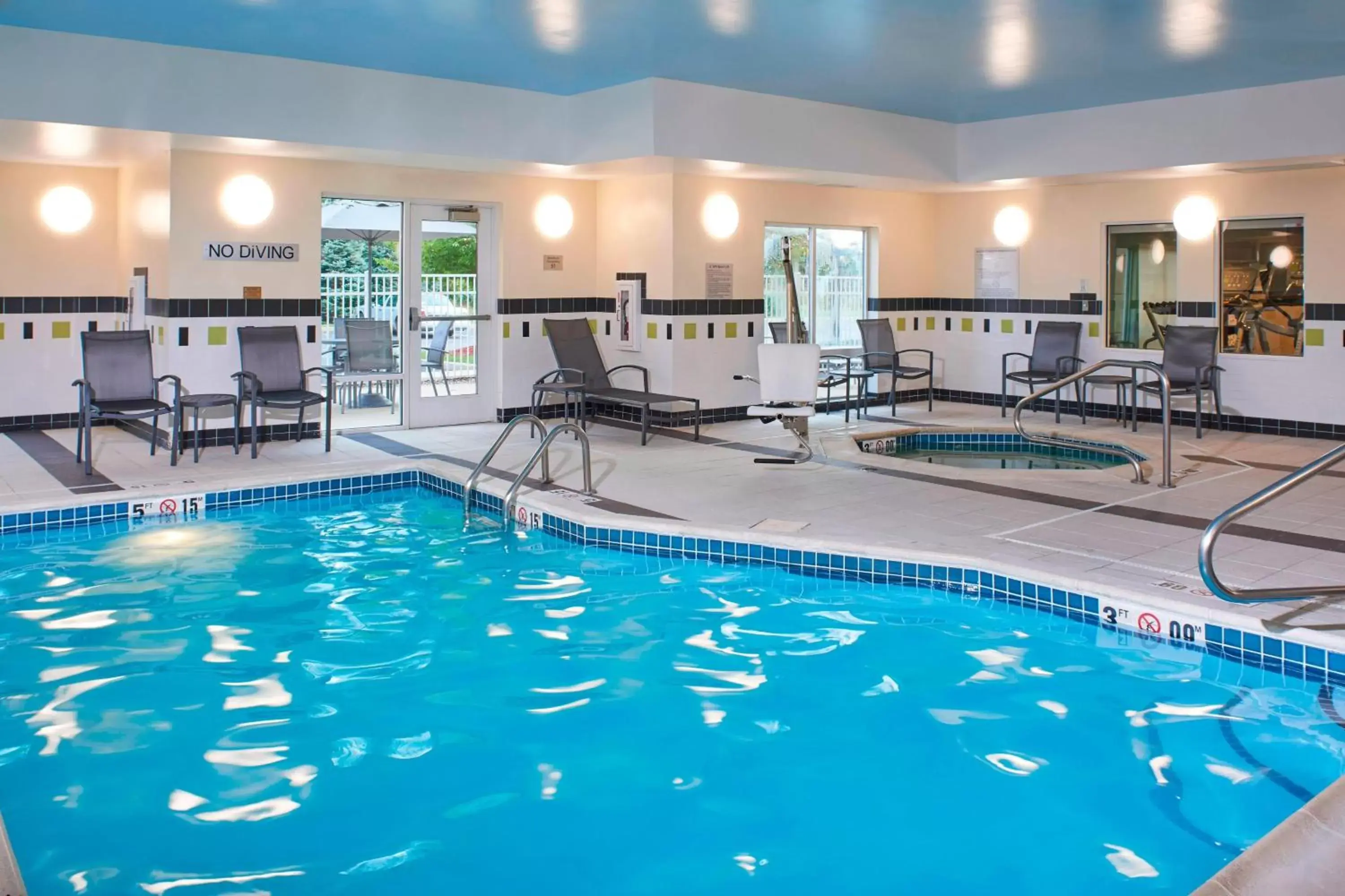 Swimming Pool in Fairfield Inn and Suites New Buffalo