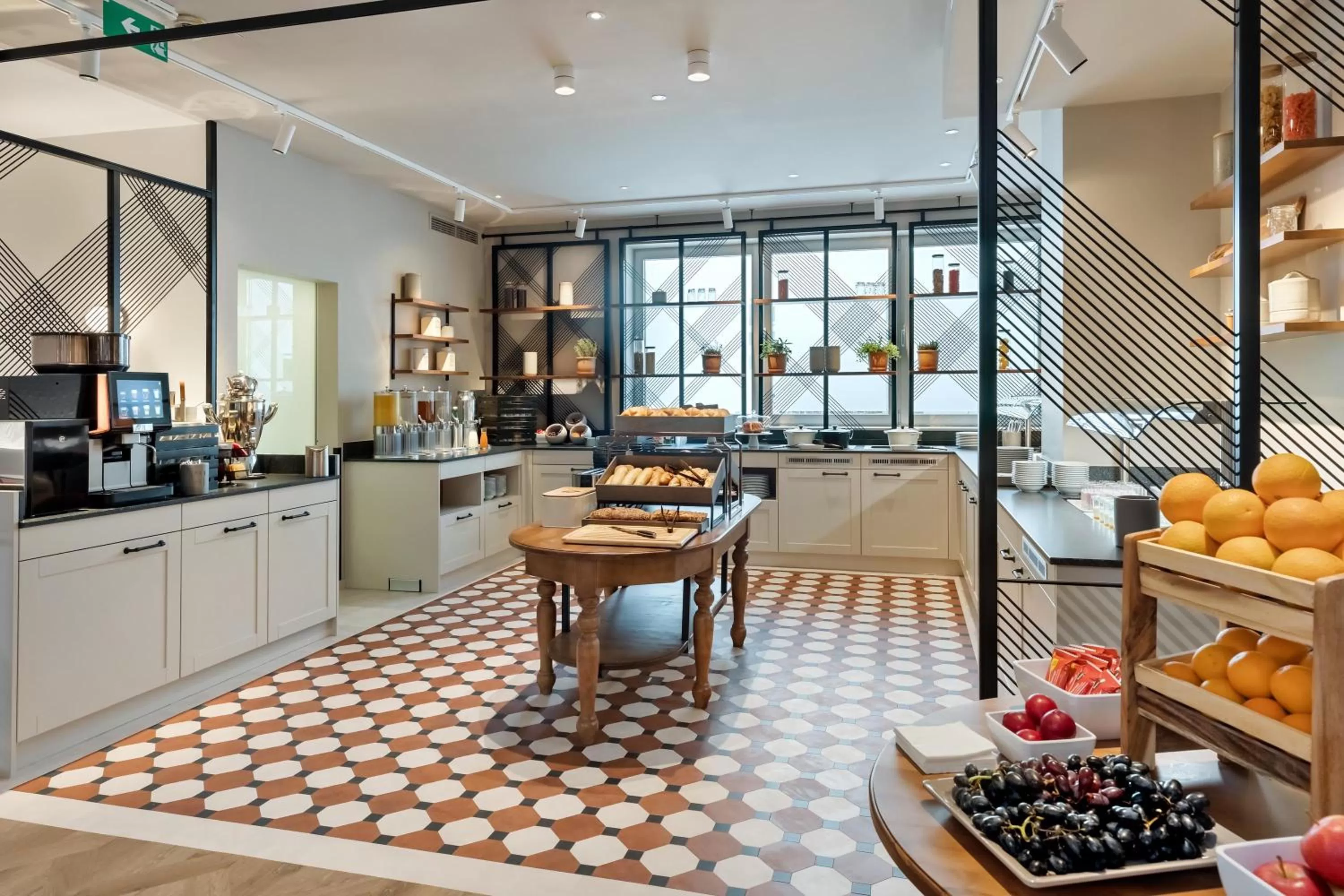 Restaurant/places to eat in Austria Trend Hotel Anatol Wien