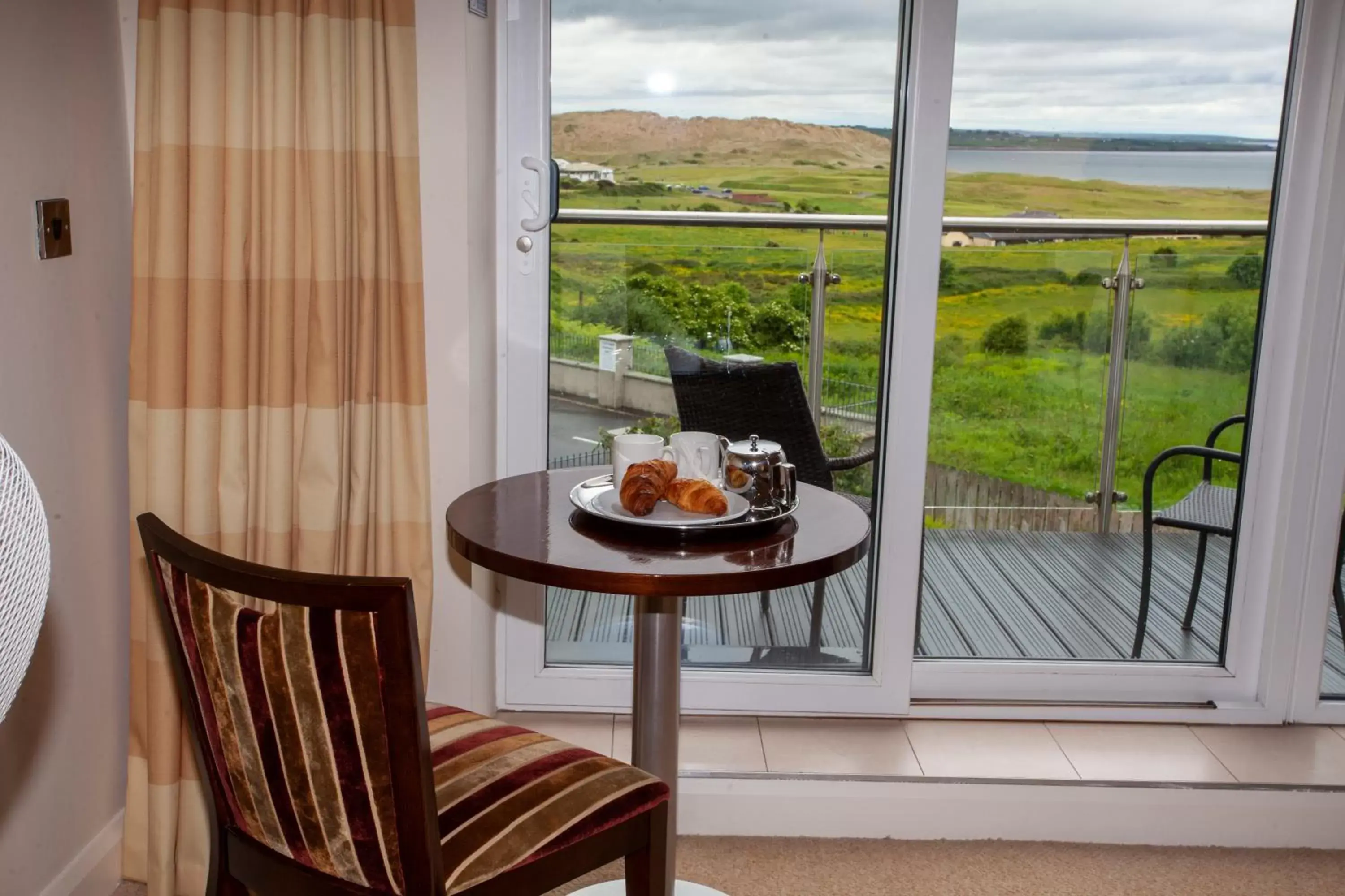 Strandhill Lodge and Suites