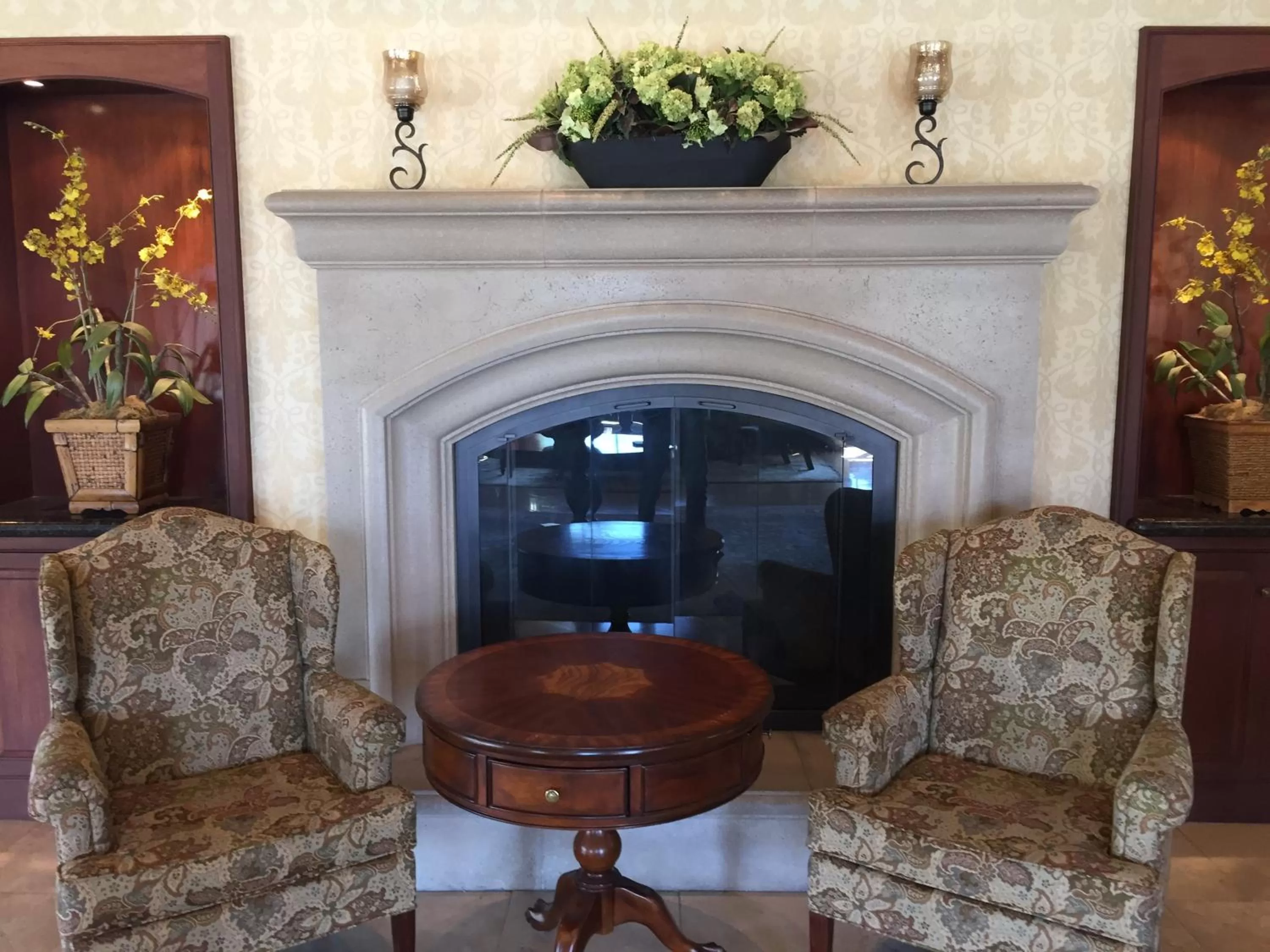 Lobby or reception in Bay Landing Hotel