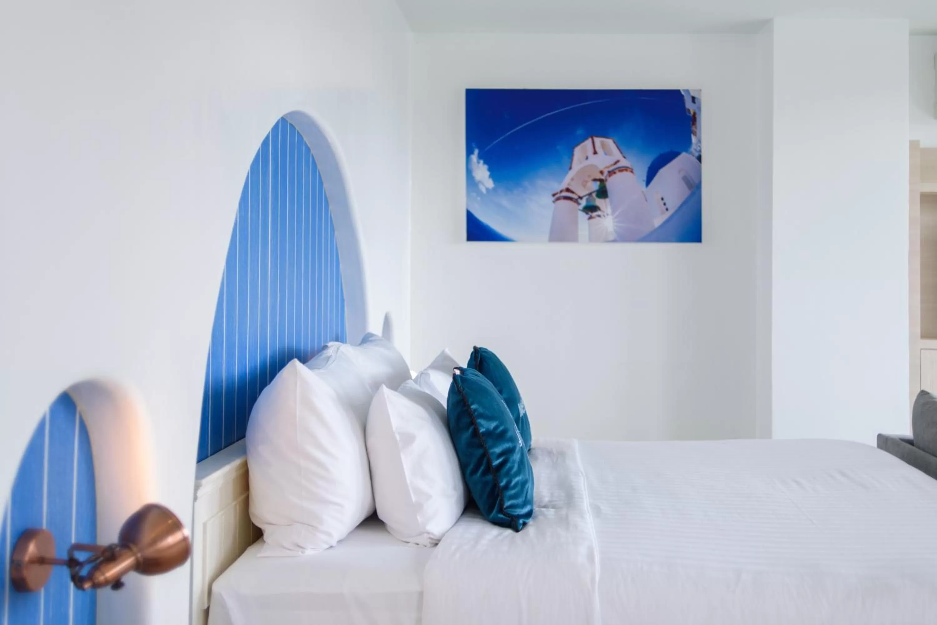 Bedroom, Bed in Costa Village Bangsaray