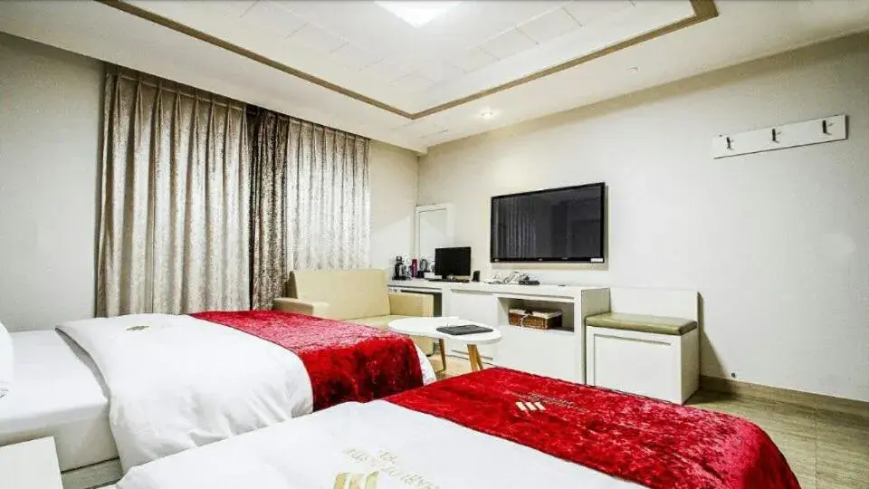 Double or Twin Room in Hotel Charlot Castle Double or Twin Room in Hotel Charlot Castle
