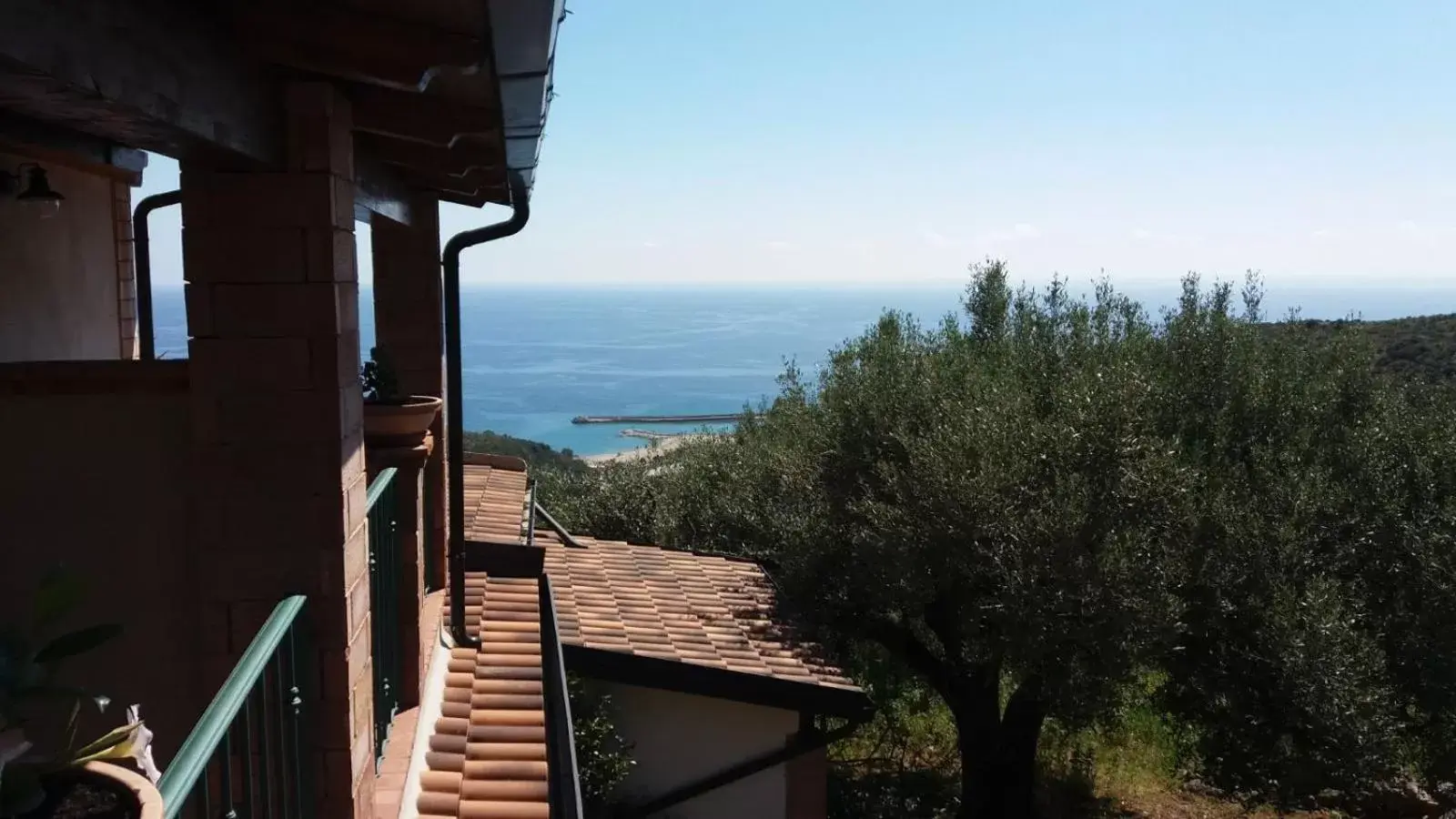 Sea View in B&B Le Anthos