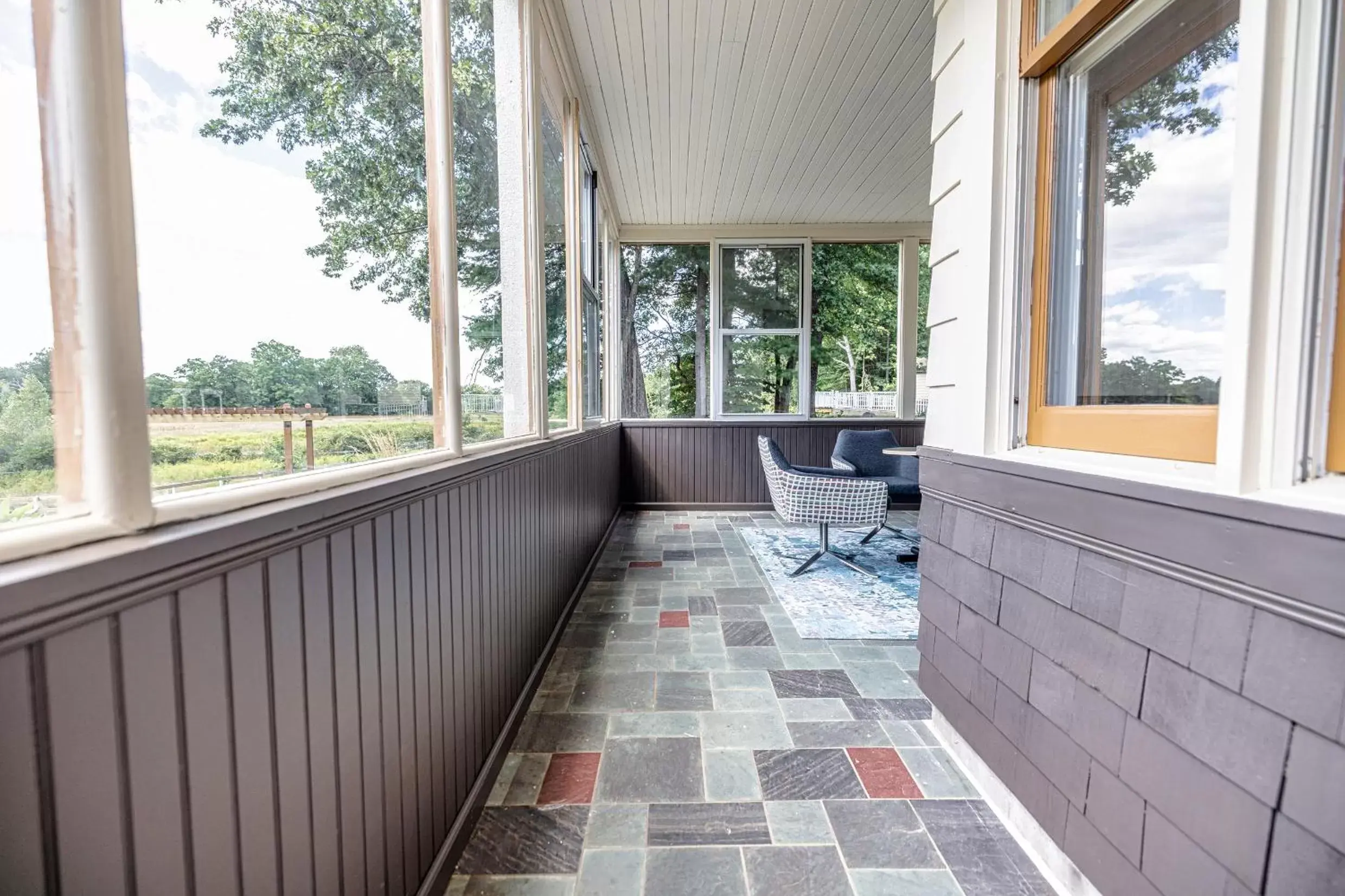 Patio, Balcony/Terrace in Chateau Merrimack Hotel & Spa