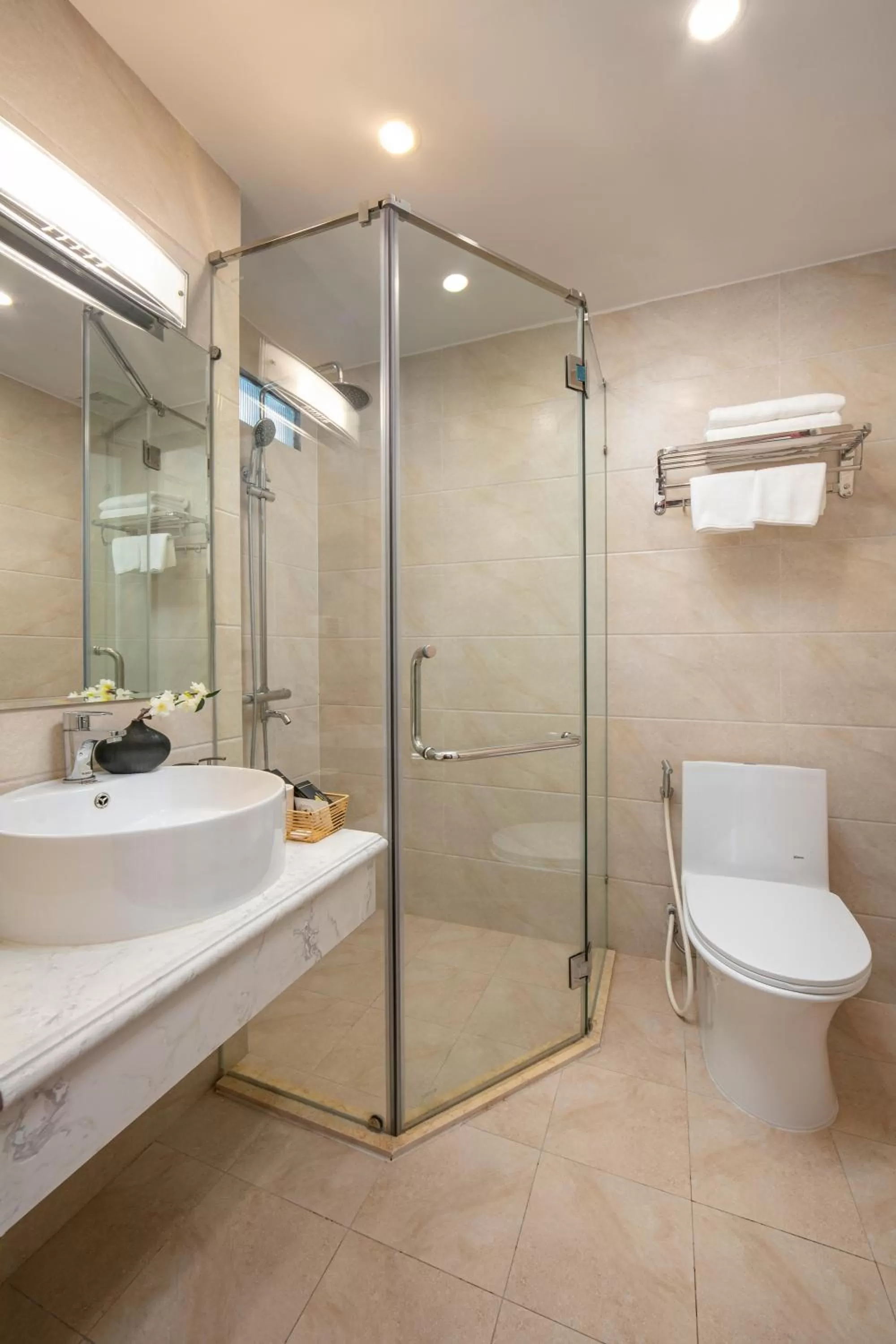 Bathroom in MIA HOTEL