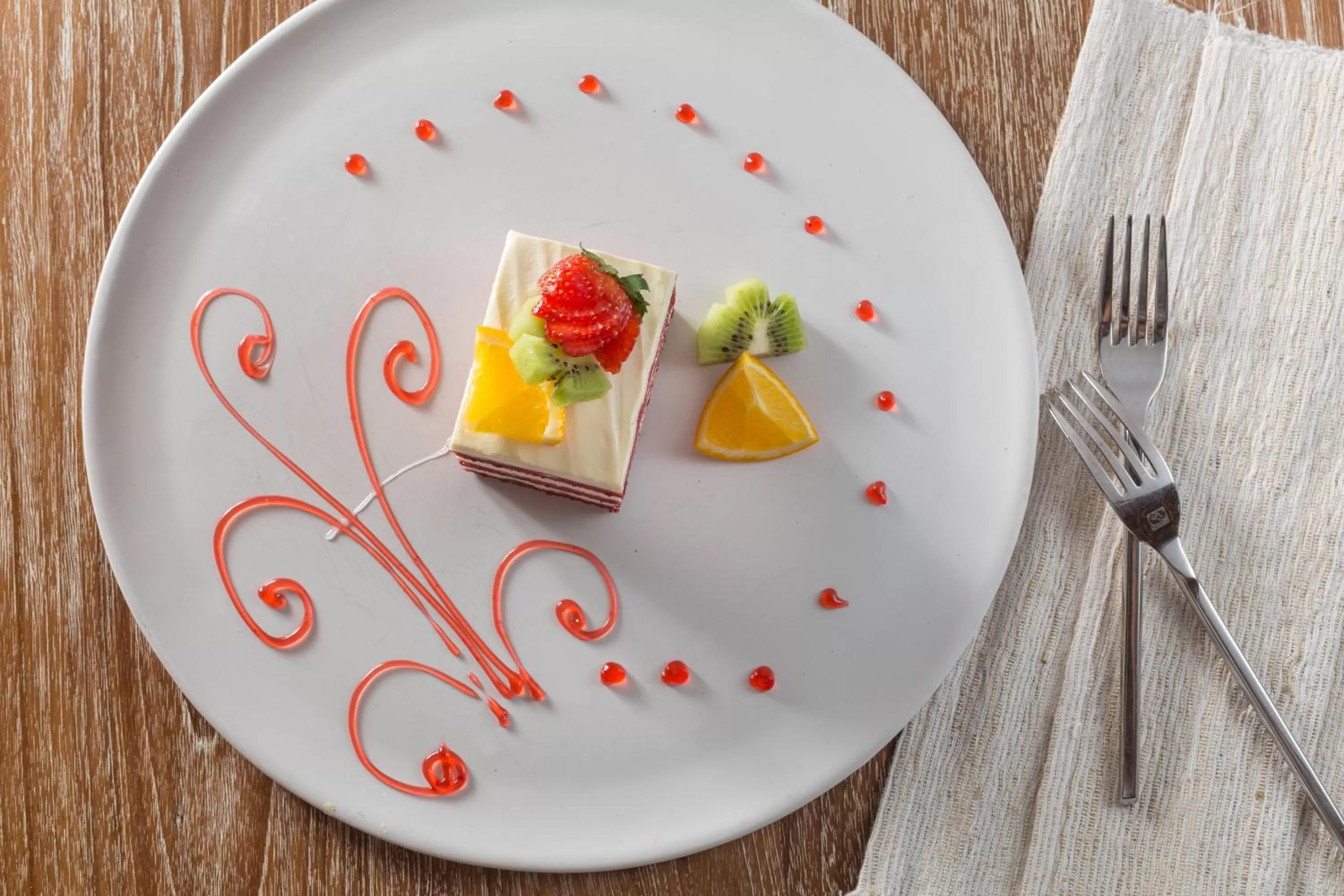 Food in Eden Beach Khao Lak Resort & Spa