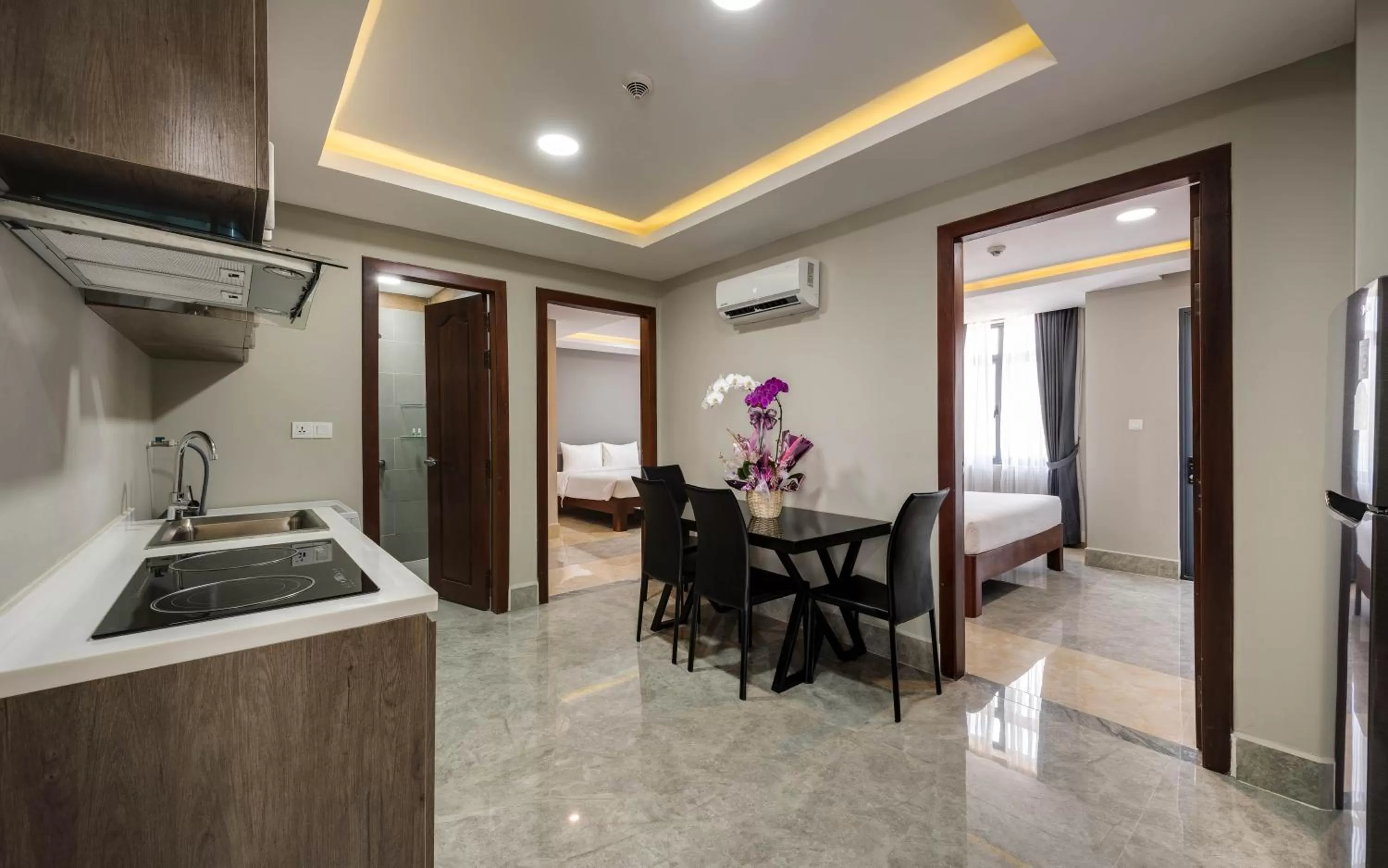 Kitchen or kitchenette in SOHO Residence