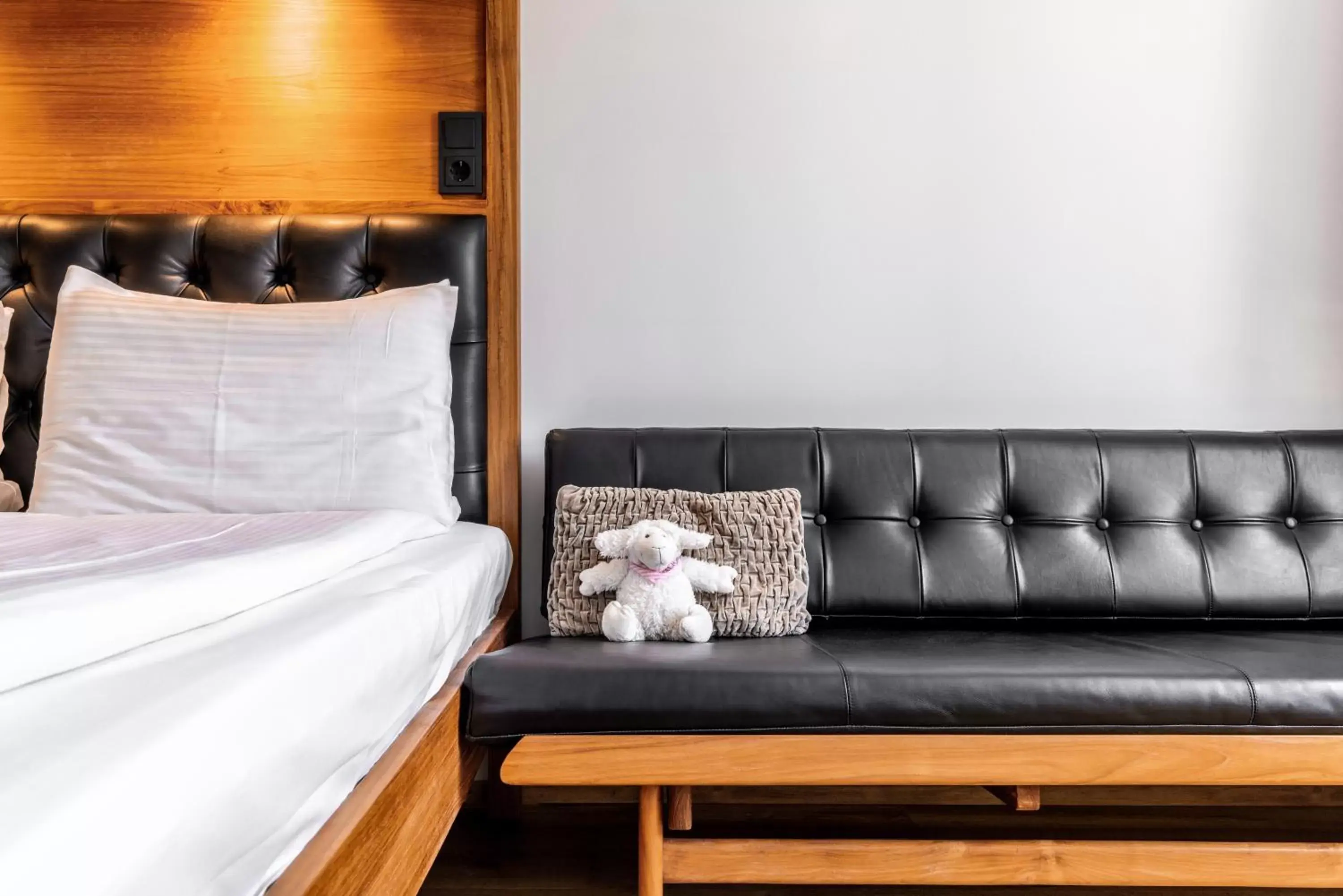 Bedroom, Seating Area in Hotel Von