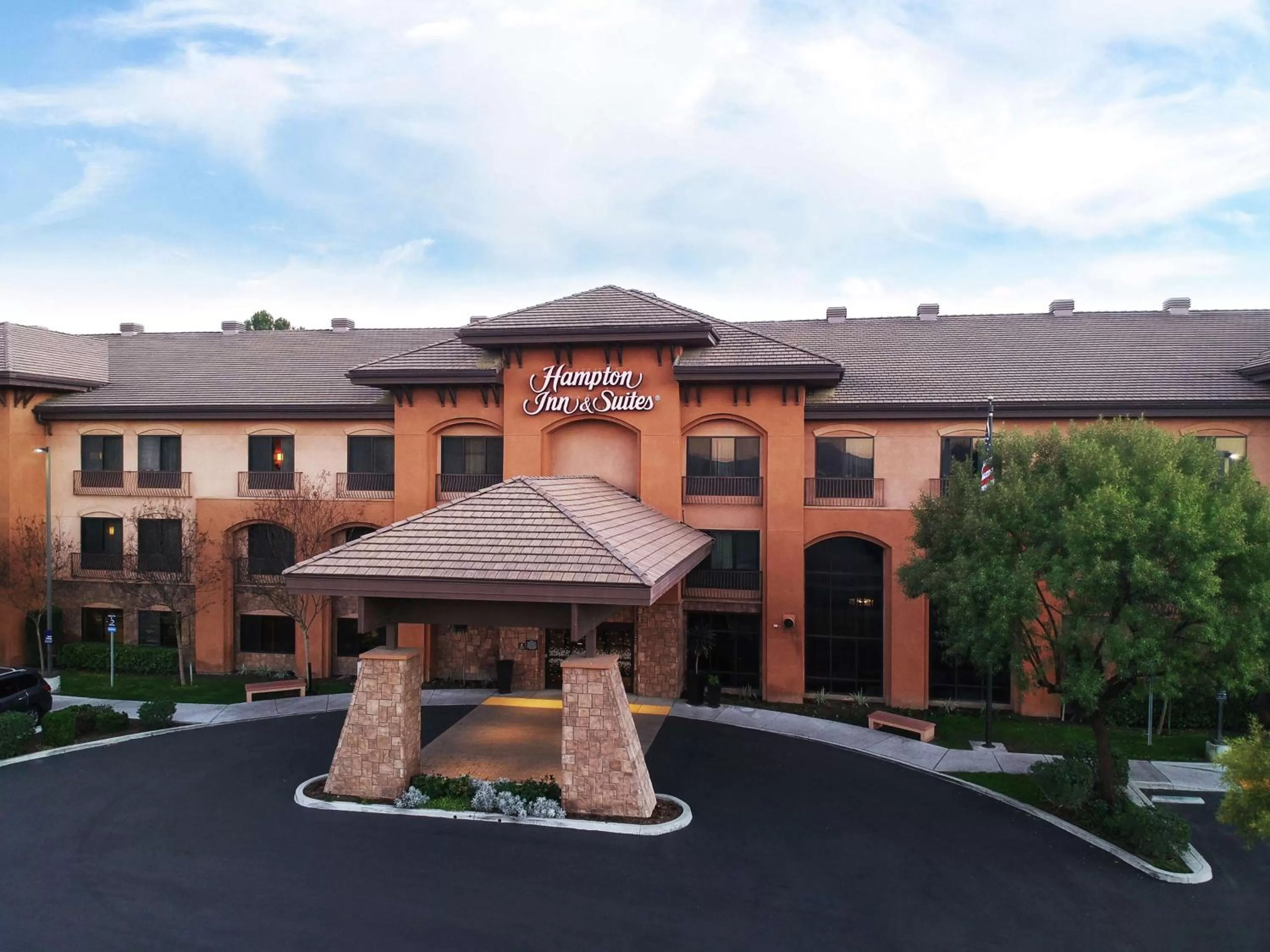 Property building in Hampton Inn & Suites Temecula