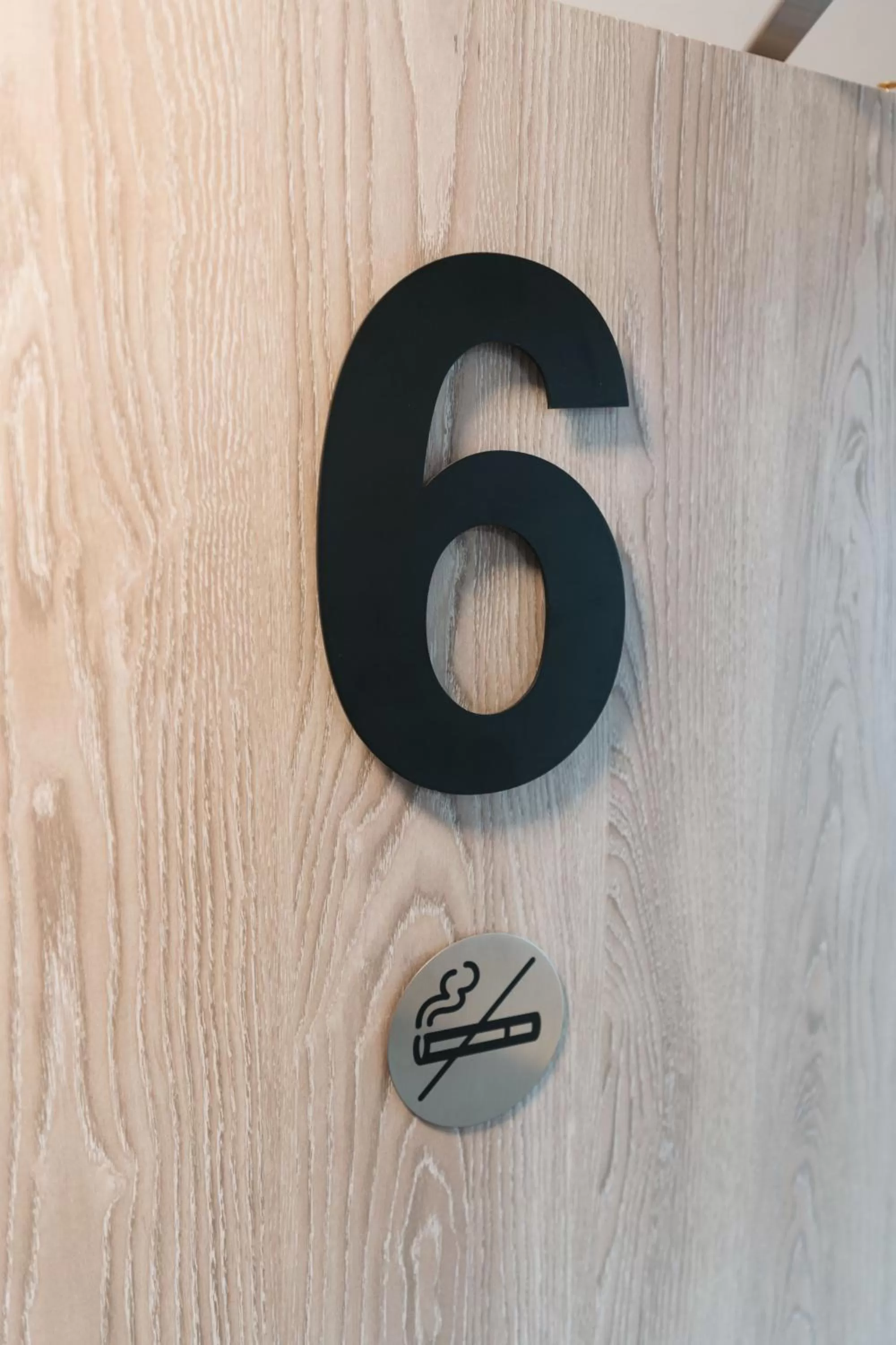 Logo/Certificate/Sign in Prime Suites Lytham