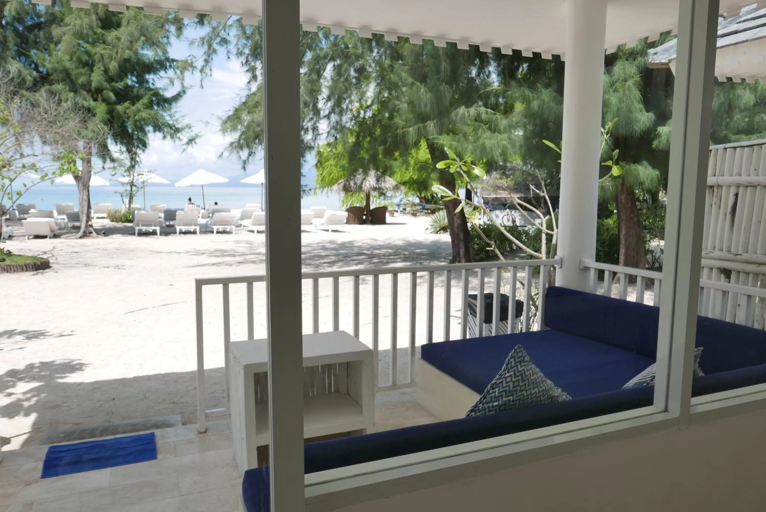 Patio in Seri Resort Gili Meno - Adults Only