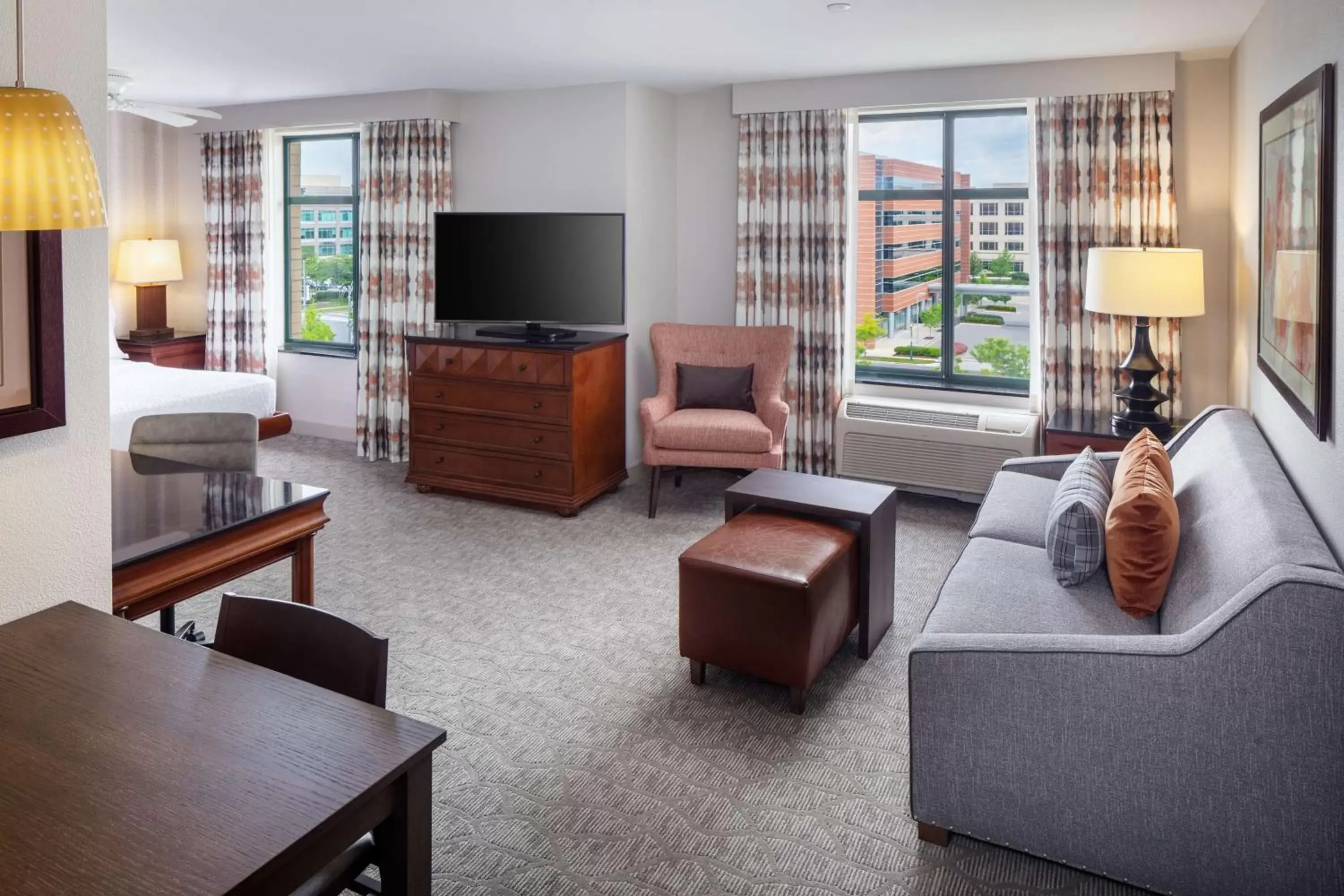 Bedroom, Seating Area in Homewood Suites by Hilton Rockville- Gaithersburg
