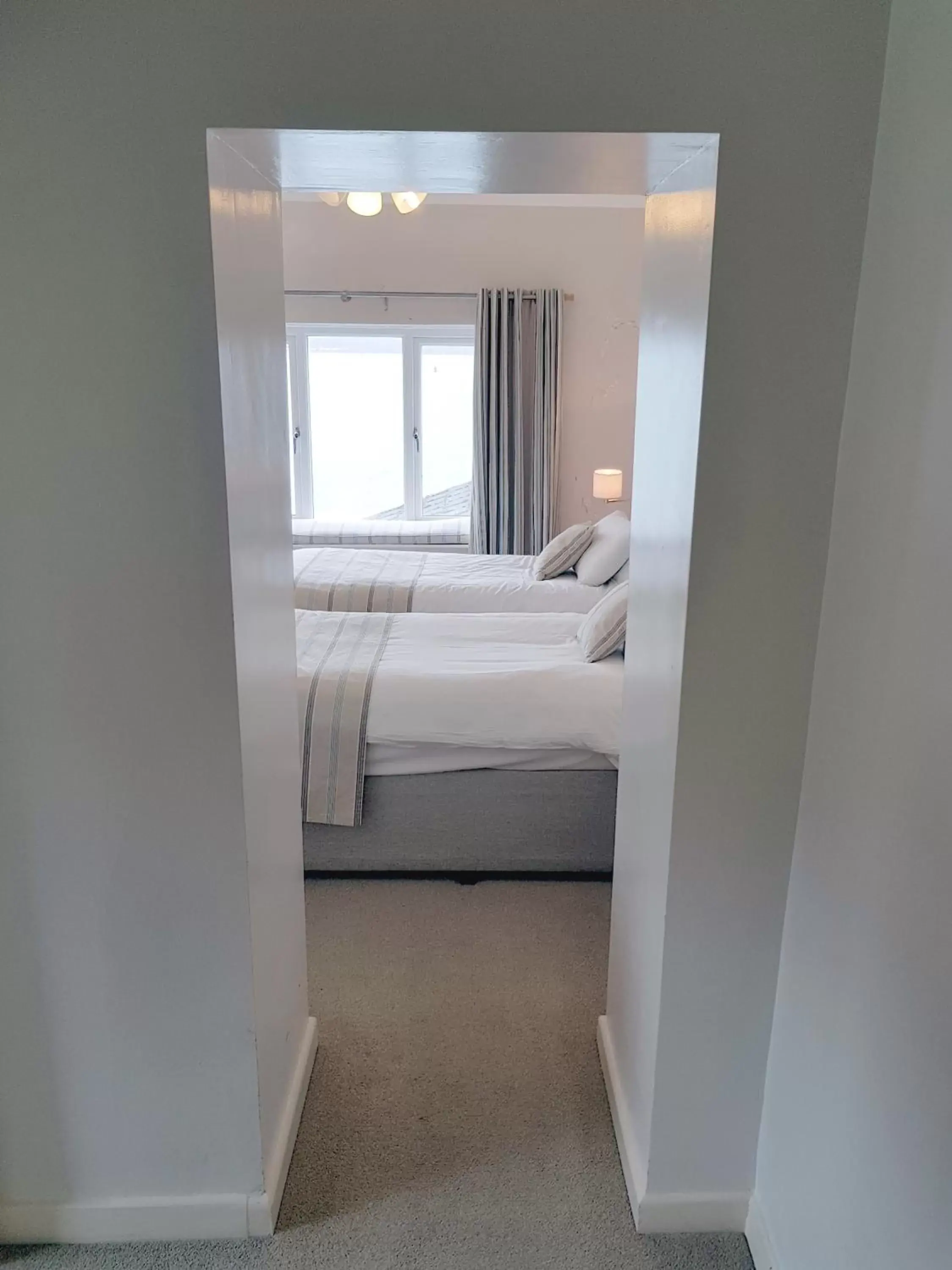 Bedroom, Bathroom in Ferry House Inn