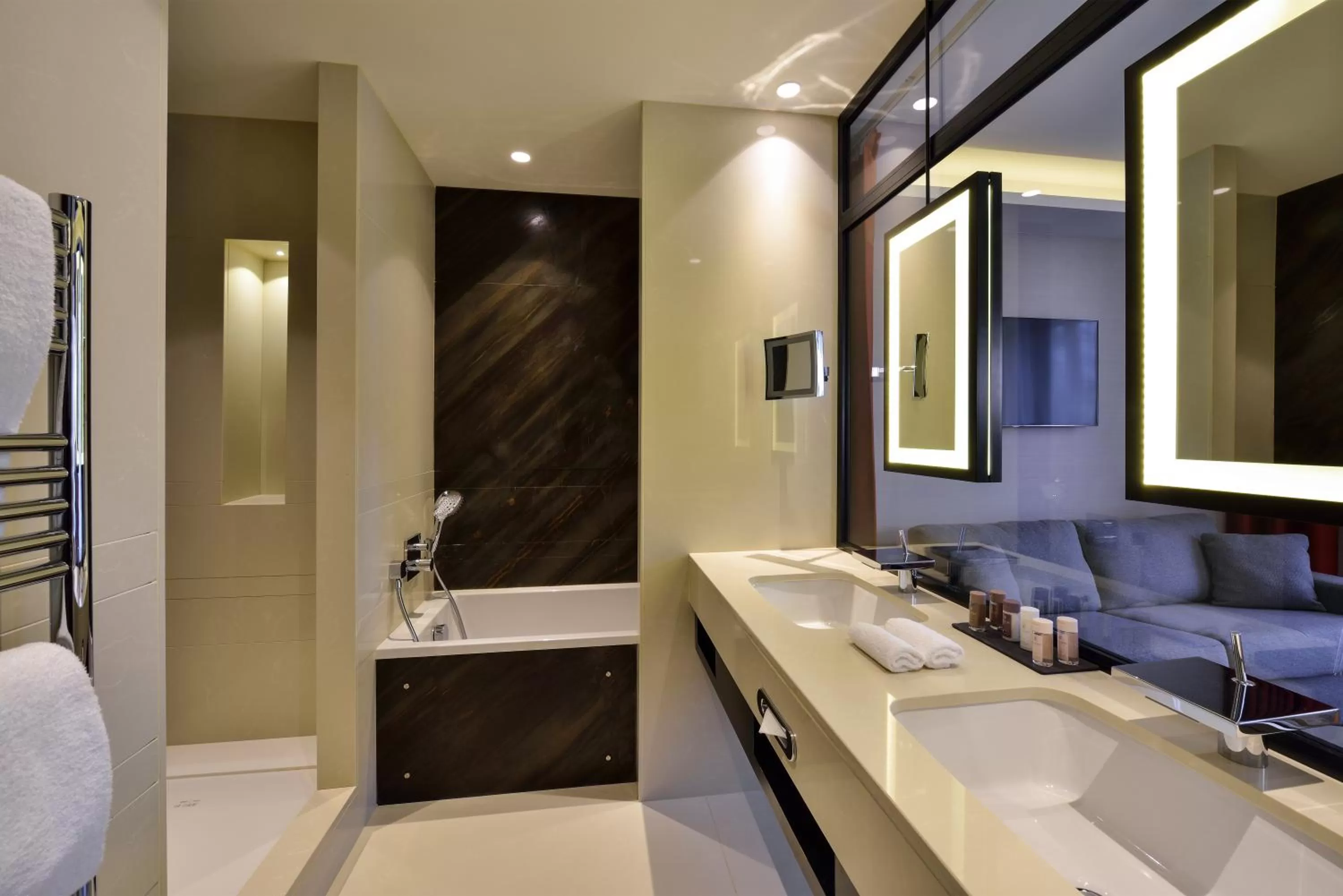 Bathroom in Grand Hôtel La Cloche Dijon - MGallery Collection