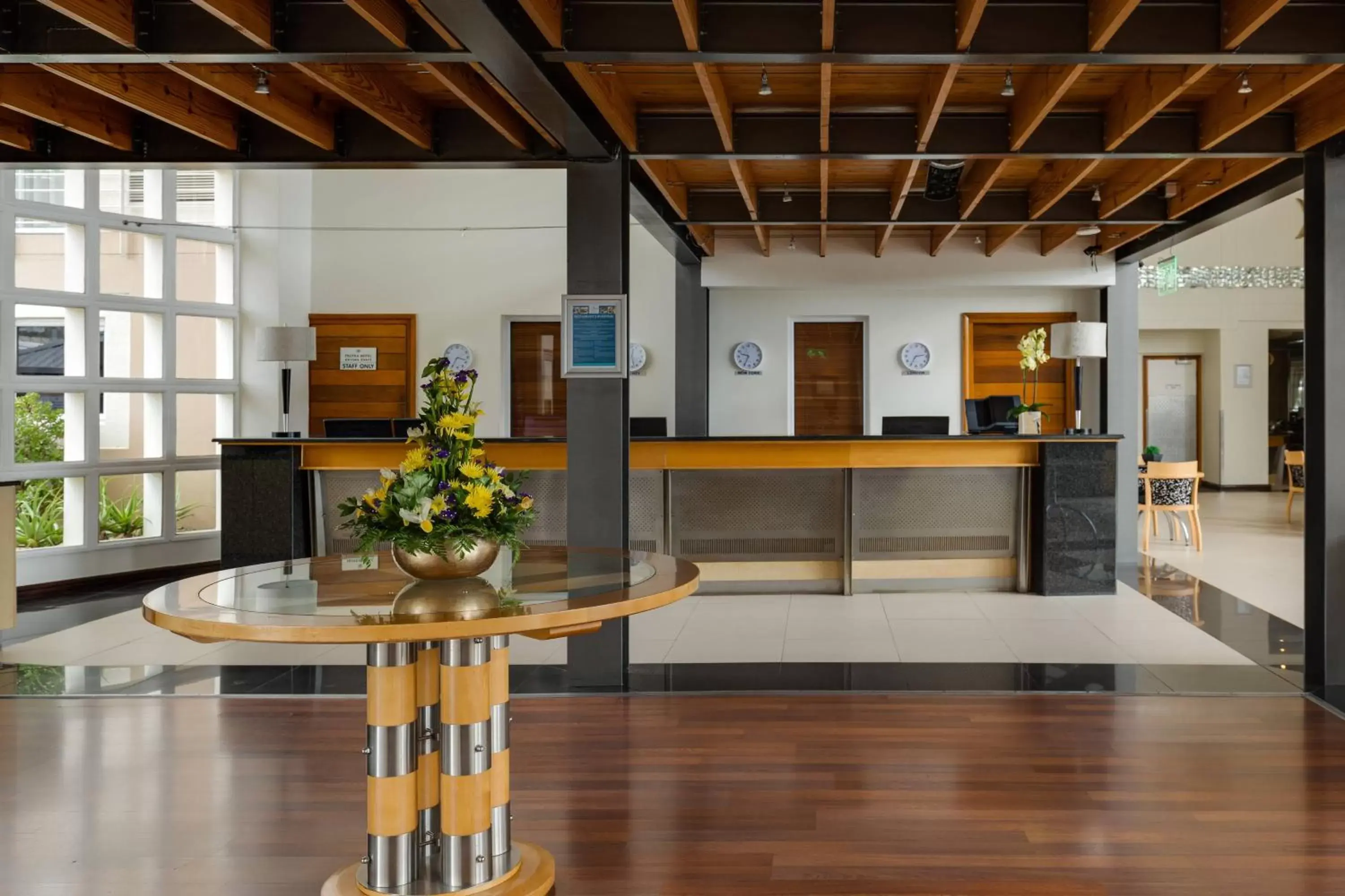 Lobby or reception, Lobby/Reception in Protea Hotel by Marriott Knysna Quays