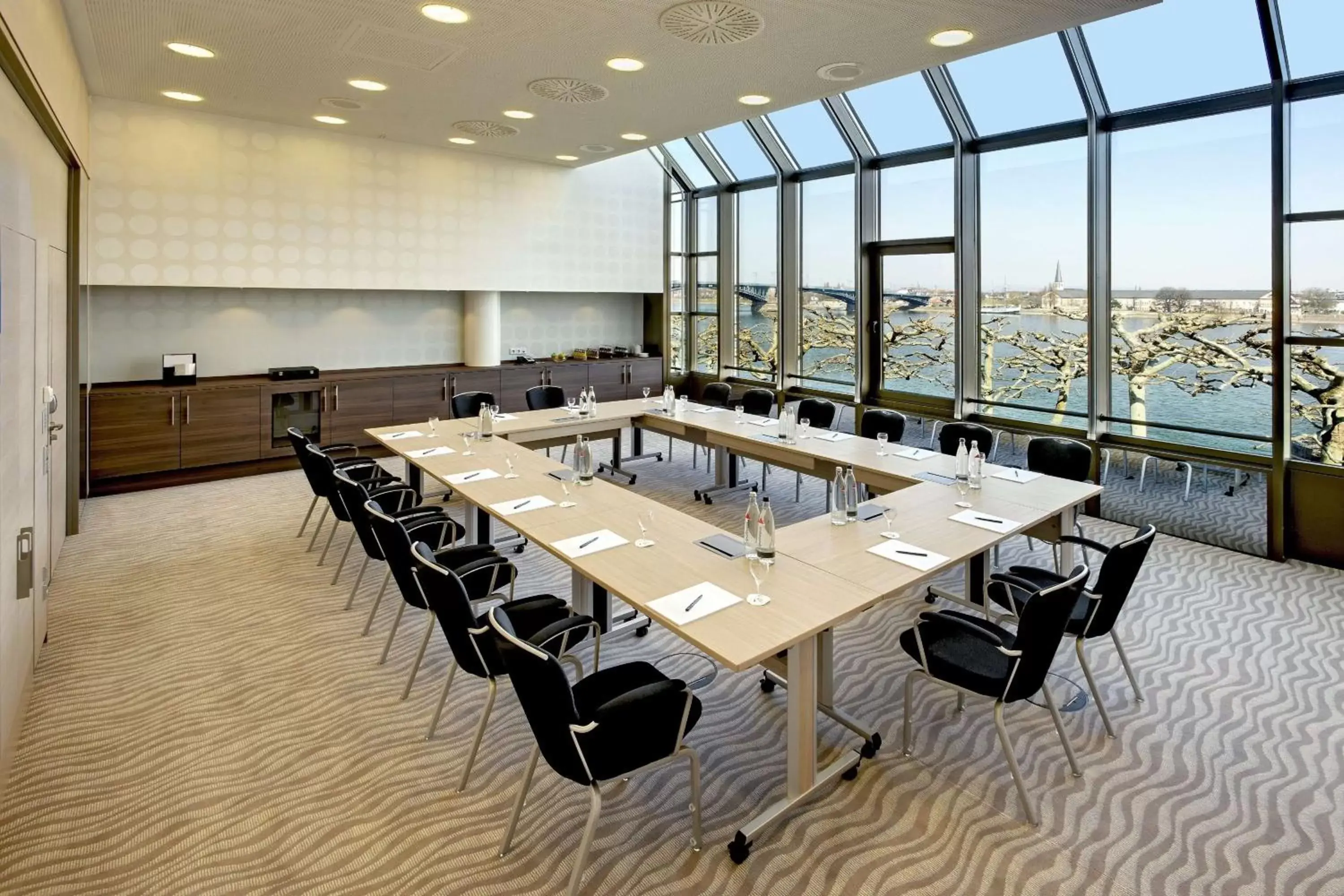 Meeting/conference room in Hilton Mainz